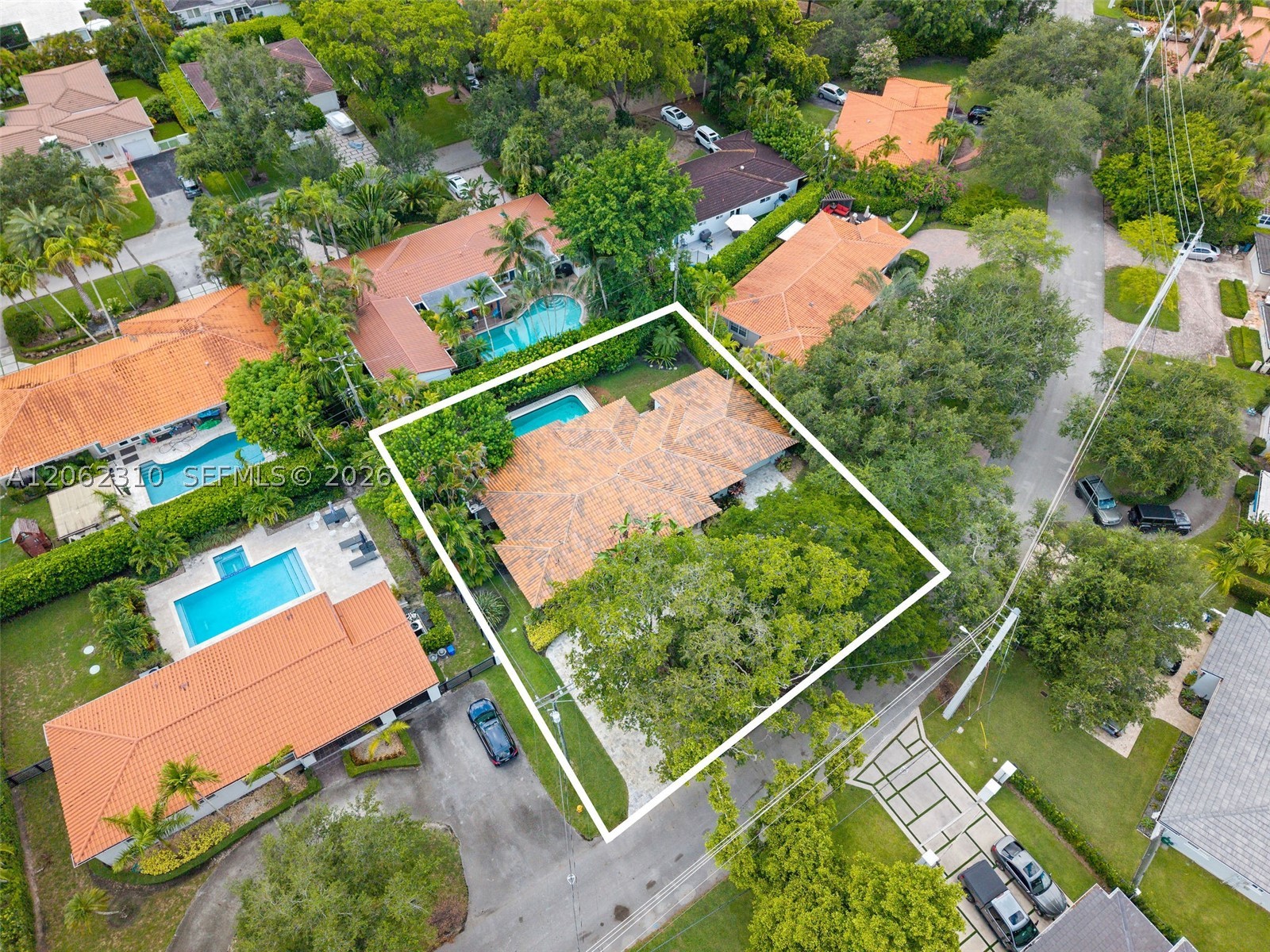 548 Vilabella Ave, Coral Gables FL 33146