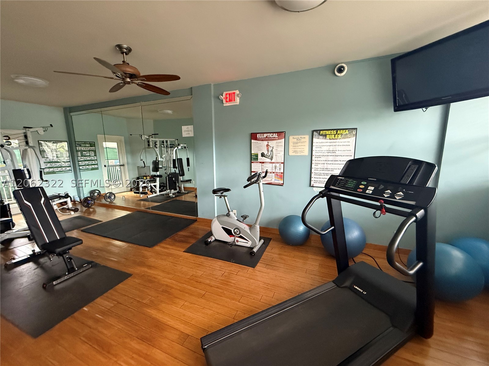 3250 NE 28th St #212, Fort Lauderdale FL 33308