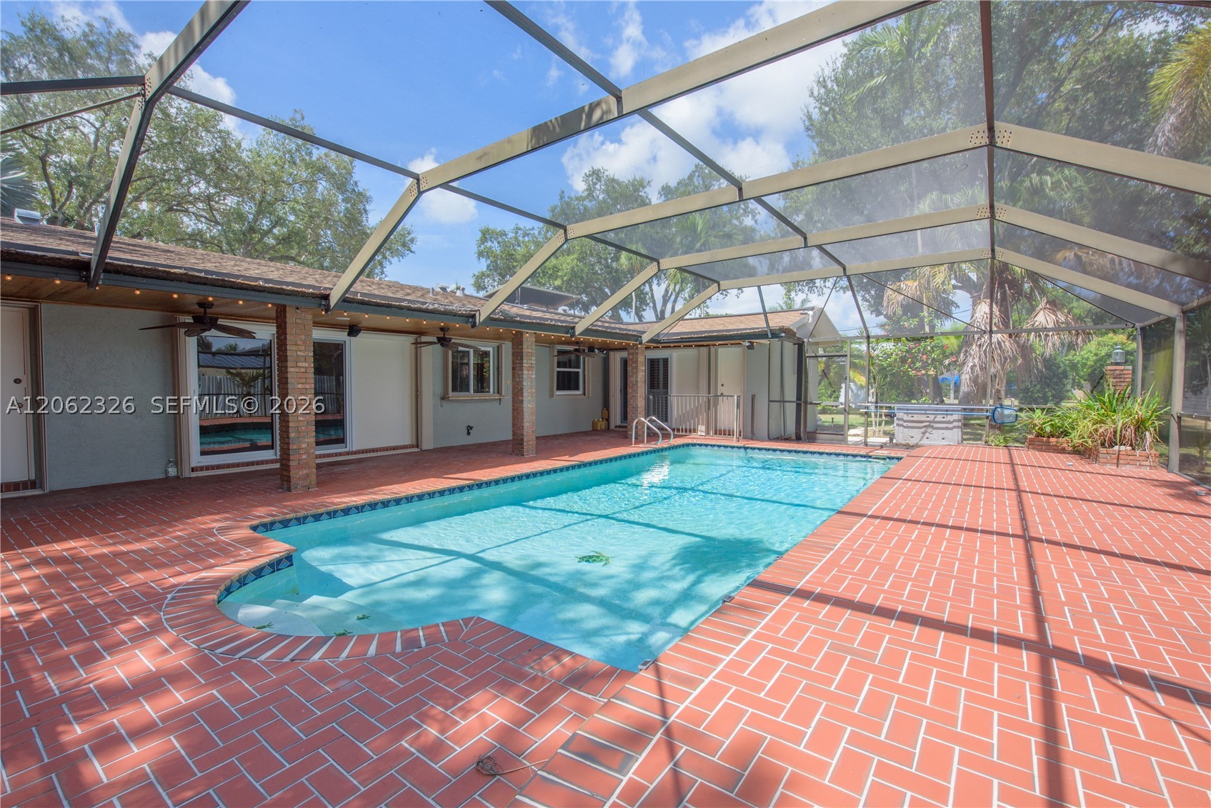 8331 SW 156th St, Palmetto Bay FL 33157