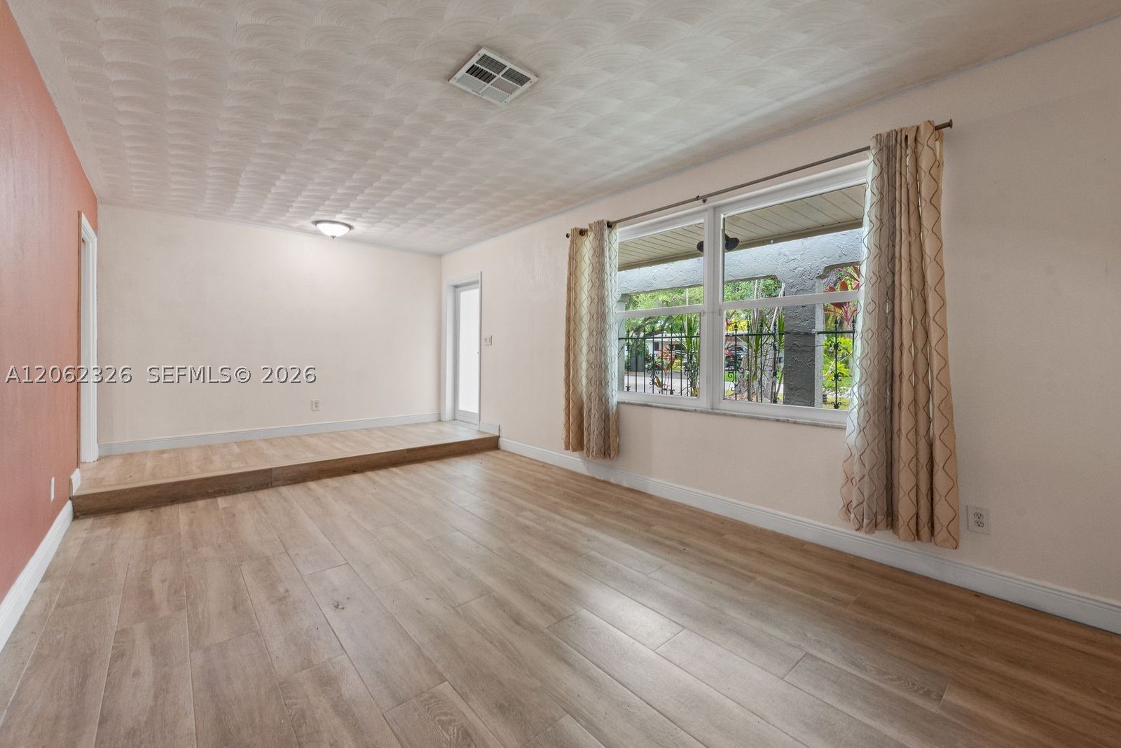 8331 SW 156th St, Palmetto Bay FL 33157