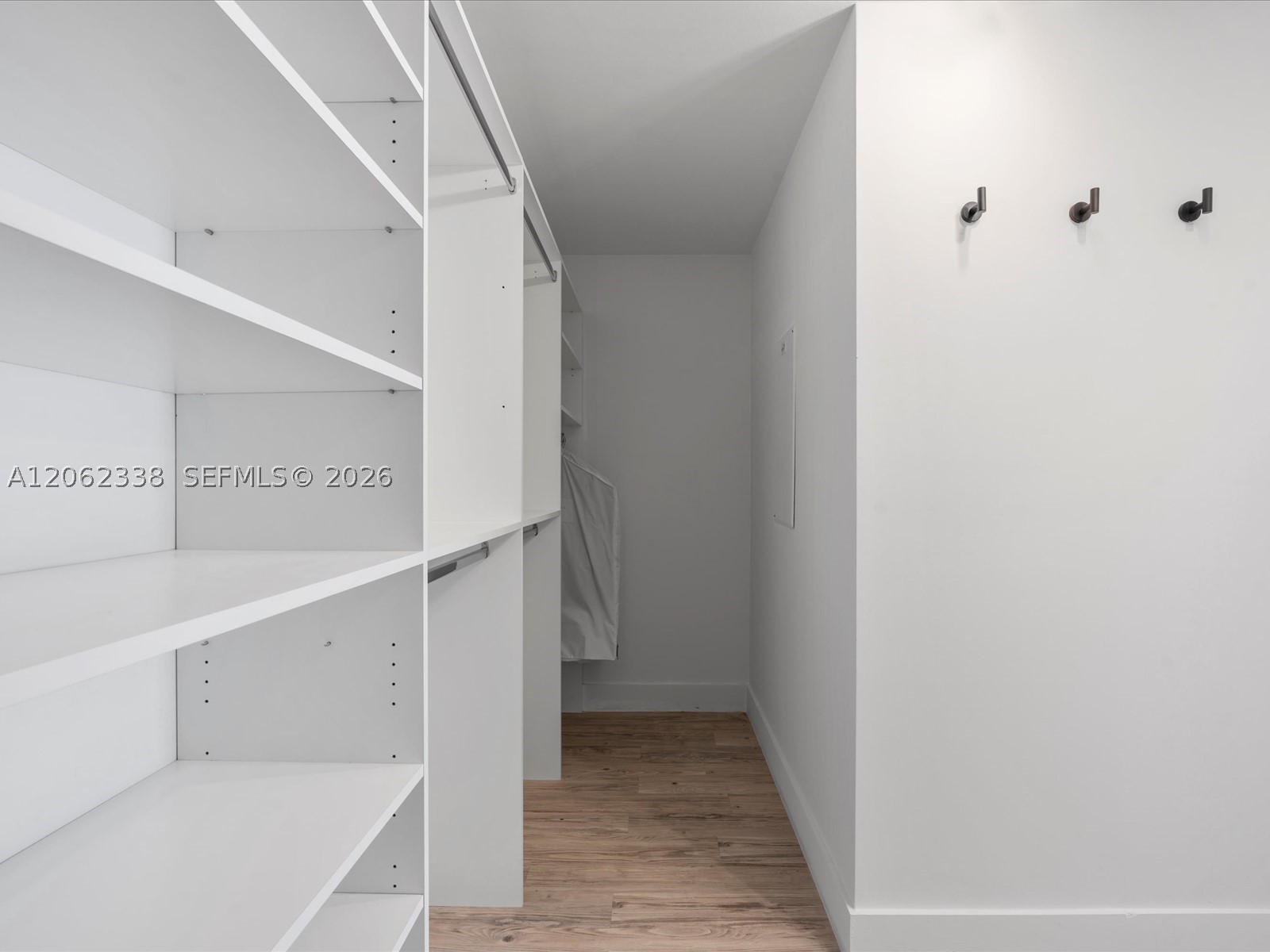 92 SW 3rd St #704, Miami FL 33130