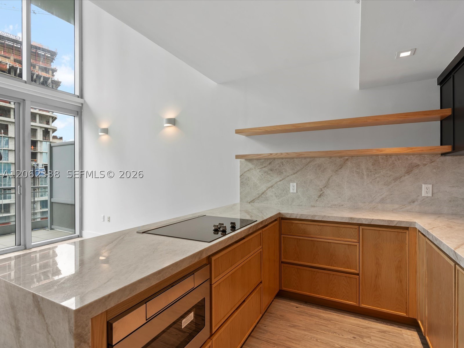 92 SW 3rd St #704, Miami FL 33130