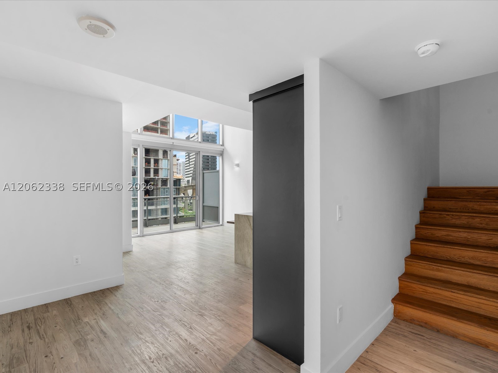 92 SW 3rd St #704, Miami FL 33130