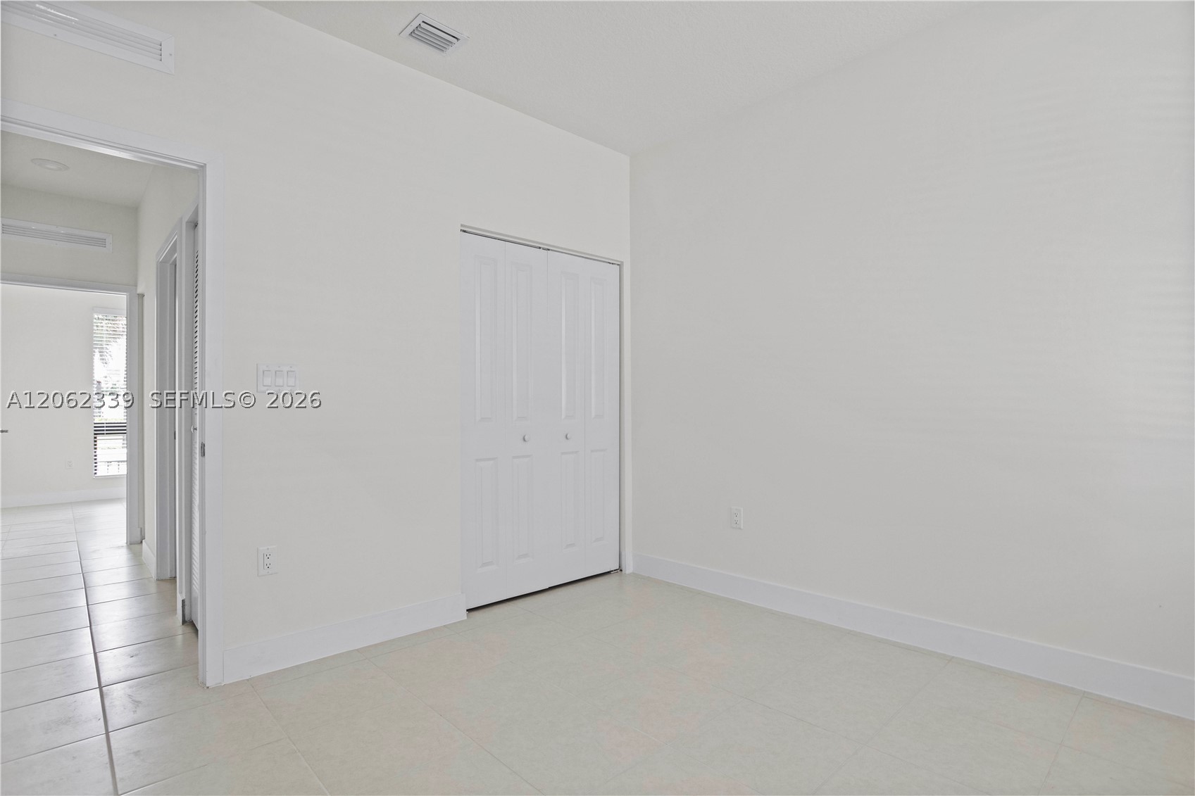 8001 NW 41st St #F-106, Doral FL 33166