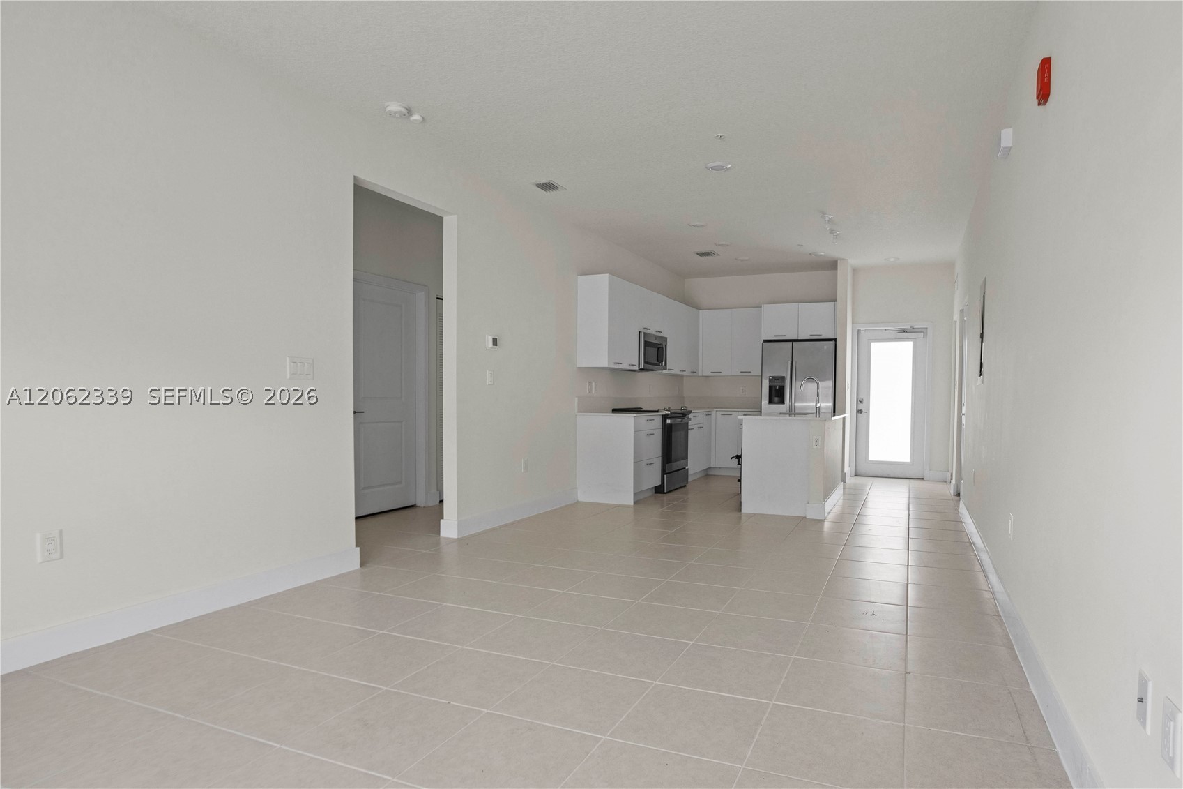 8001 NW 41st St #F-106, Doral FL 33166