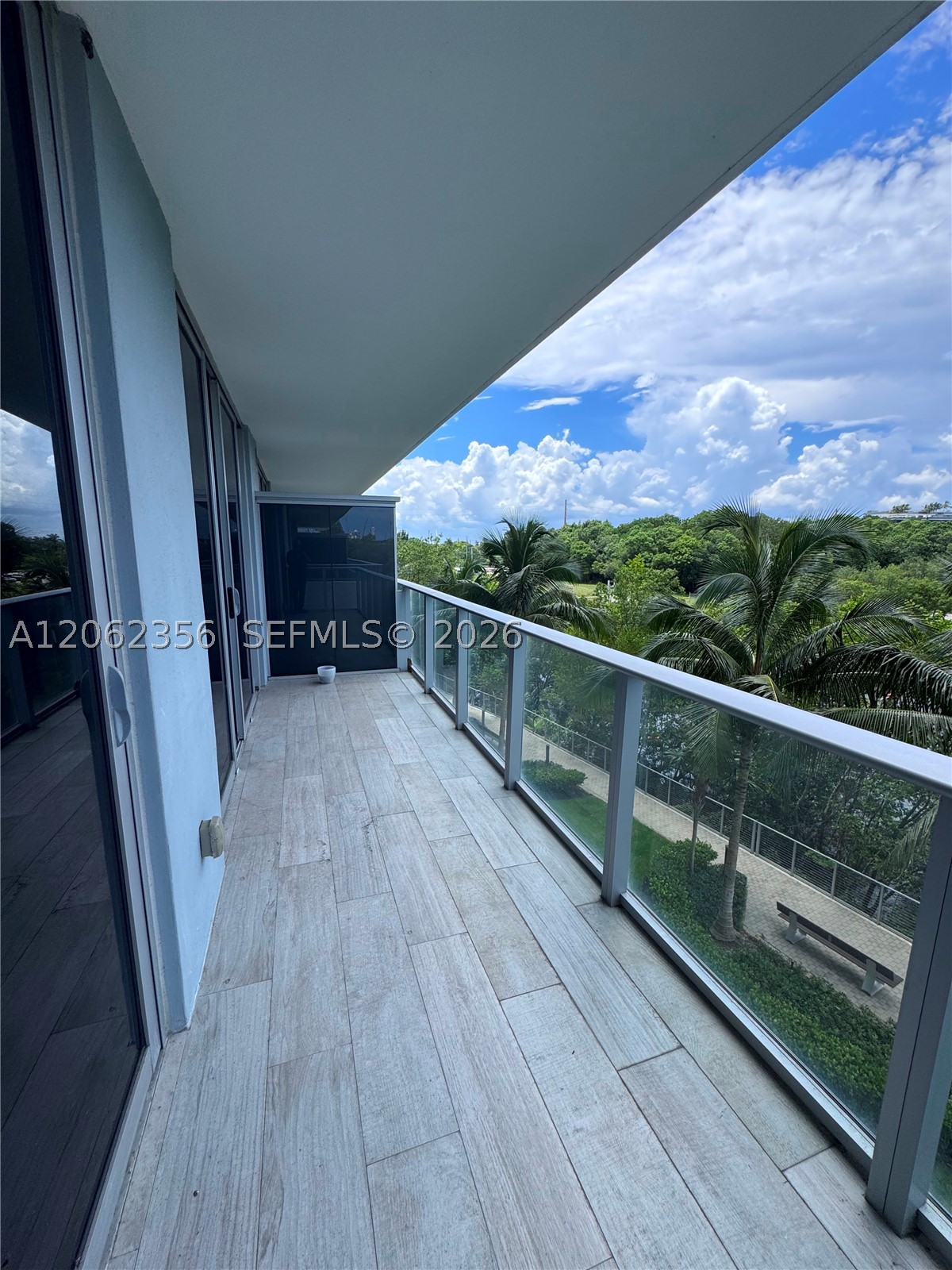 16385 Biscayne Blvd #305, North Miami Beach FL 33160
