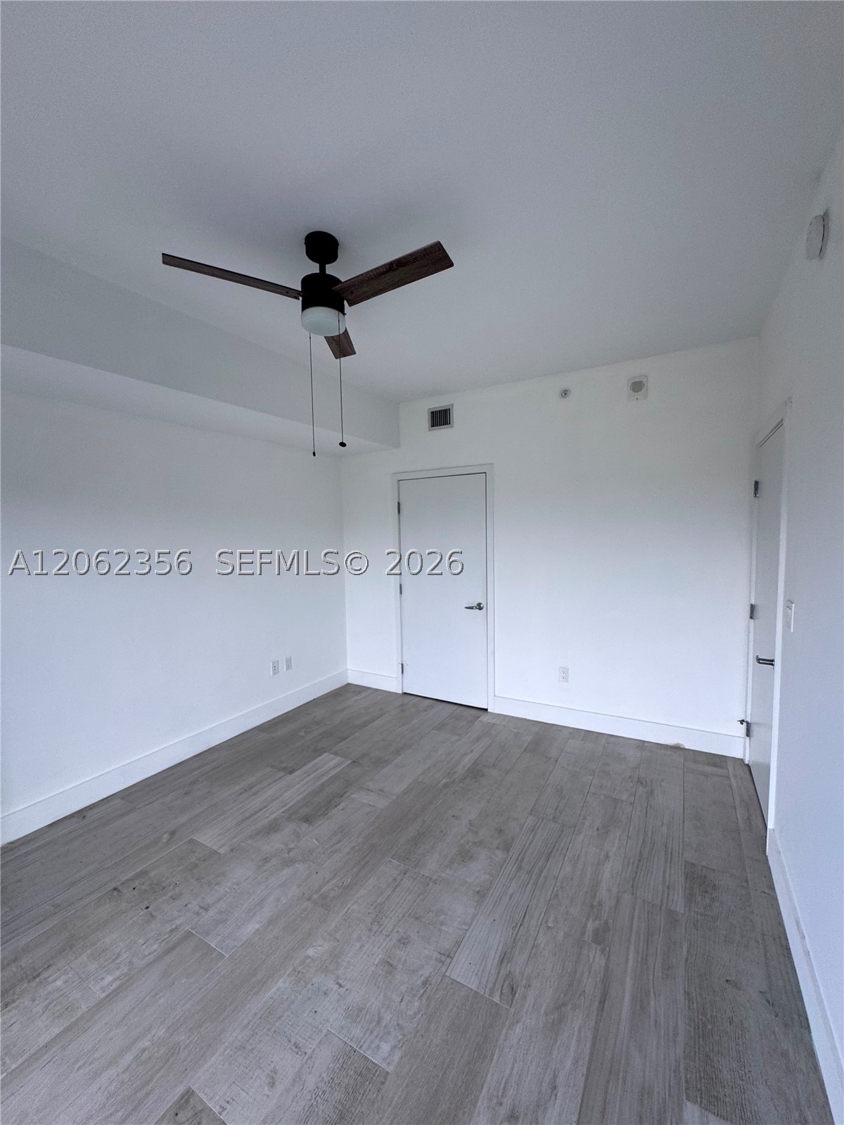 16385 Biscayne Blvd #305, North Miami Beach FL 33160