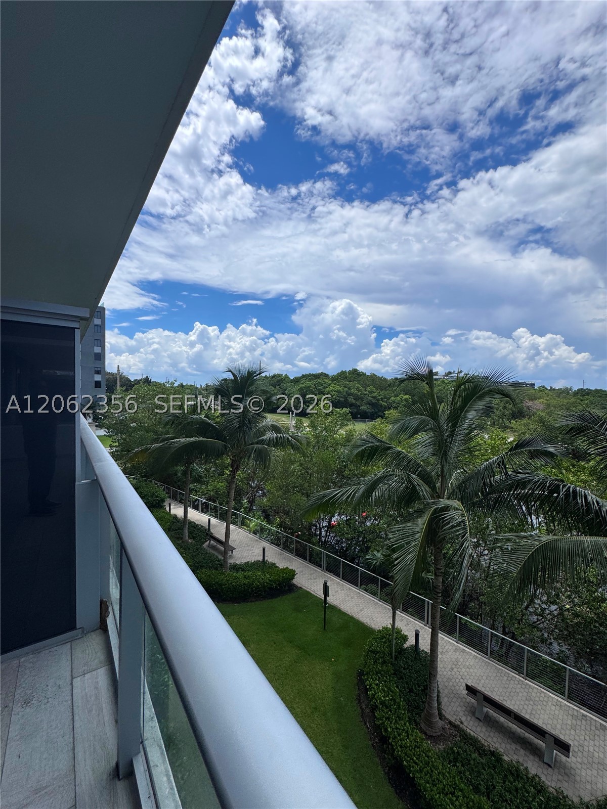 16385 Biscayne Blvd #305, North Miami Beach FL 33160