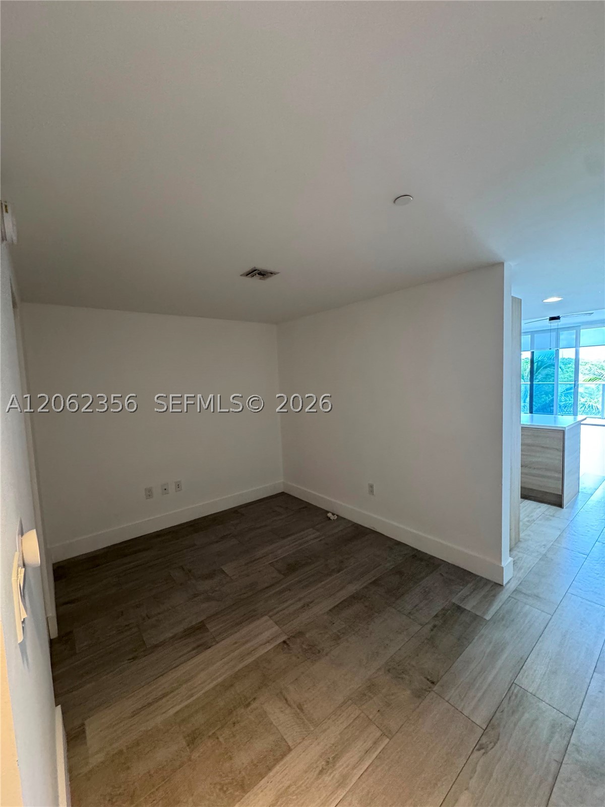 16385 Biscayne Blvd #305, North Miami Beach FL 33160