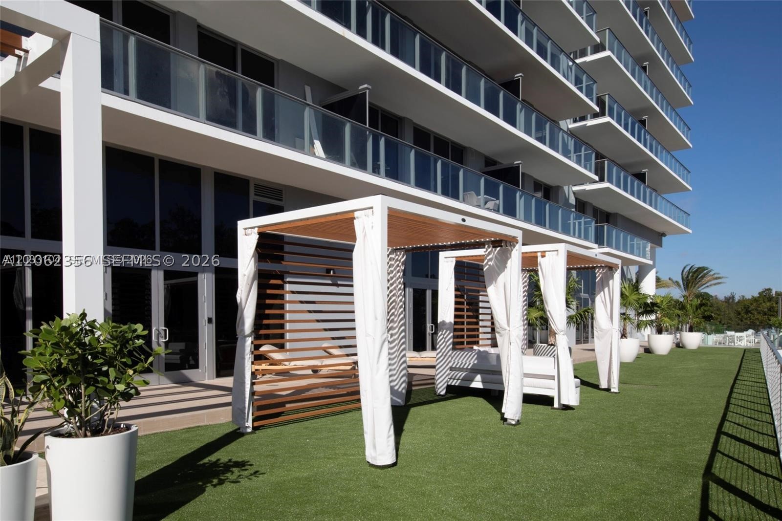 16385 Biscayne Blvd #305, North Miami Beach FL 33160