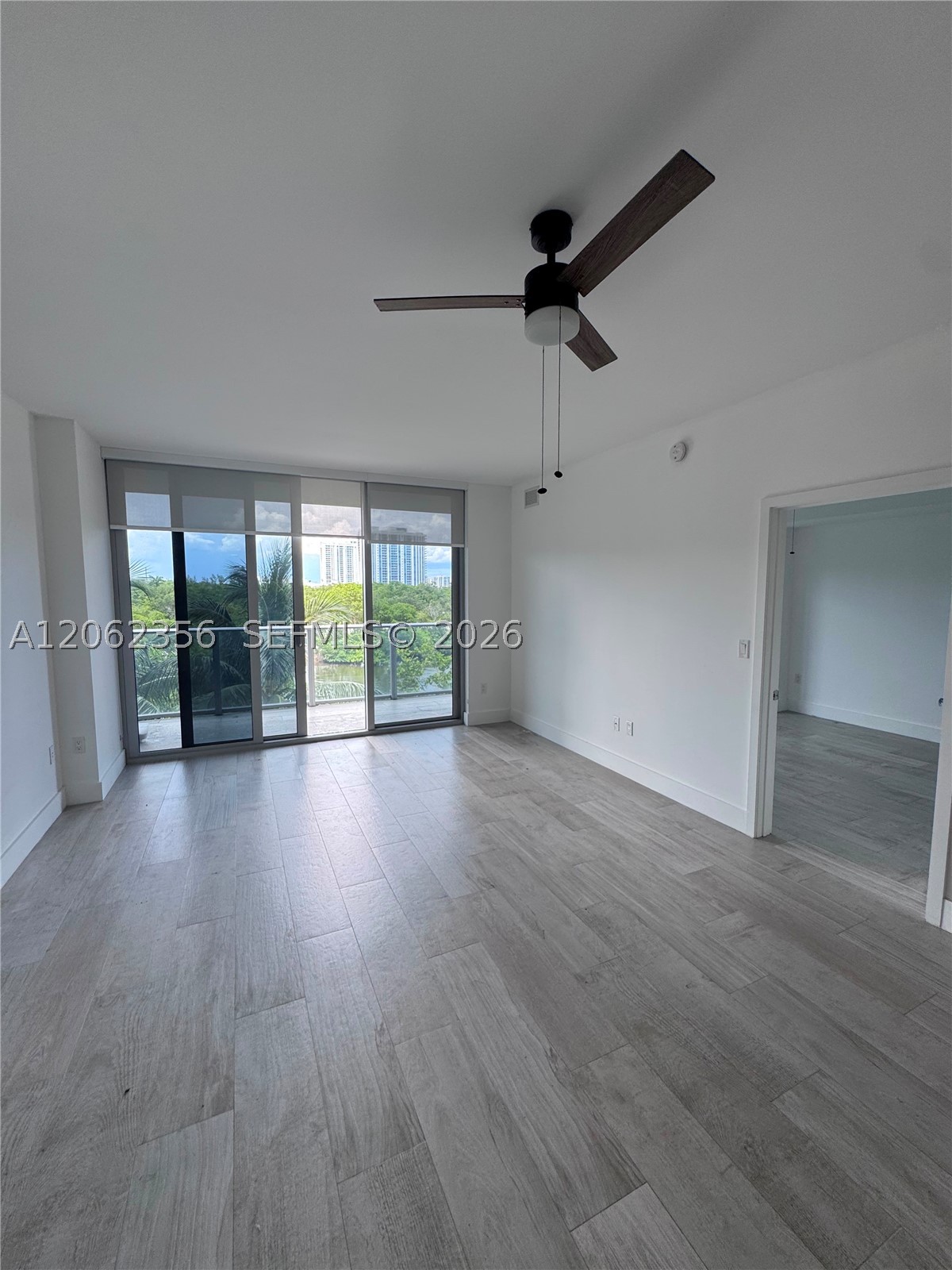 16385 Biscayne Blvd #305, North Miami Beach FL 33160