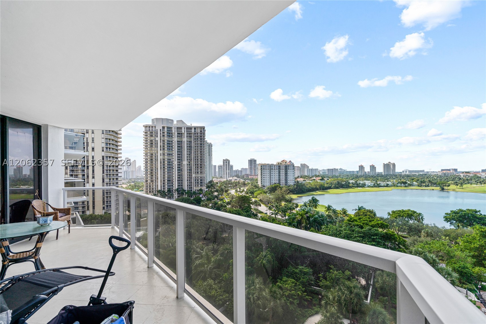 20281 E Country Club Dr #909, Aventura FL 33180