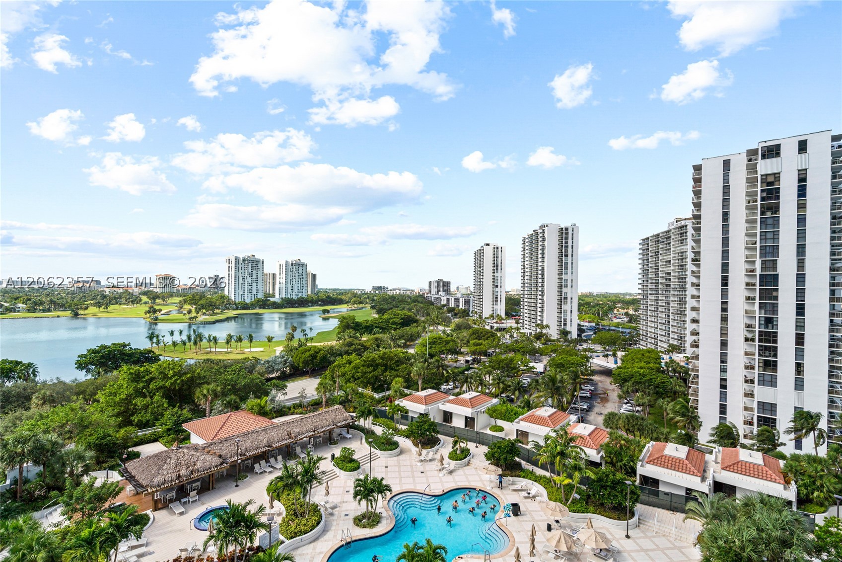20281 E Country Club Dr #909, Aventura FL 33180