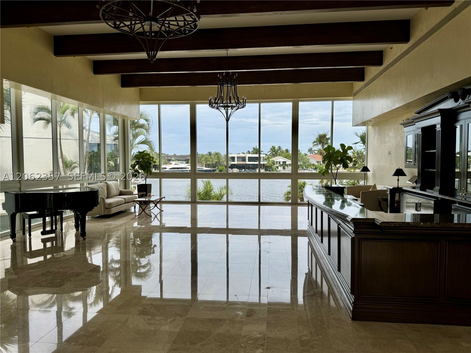 20281 E Country Club Dr #909, Aventura FL 33180