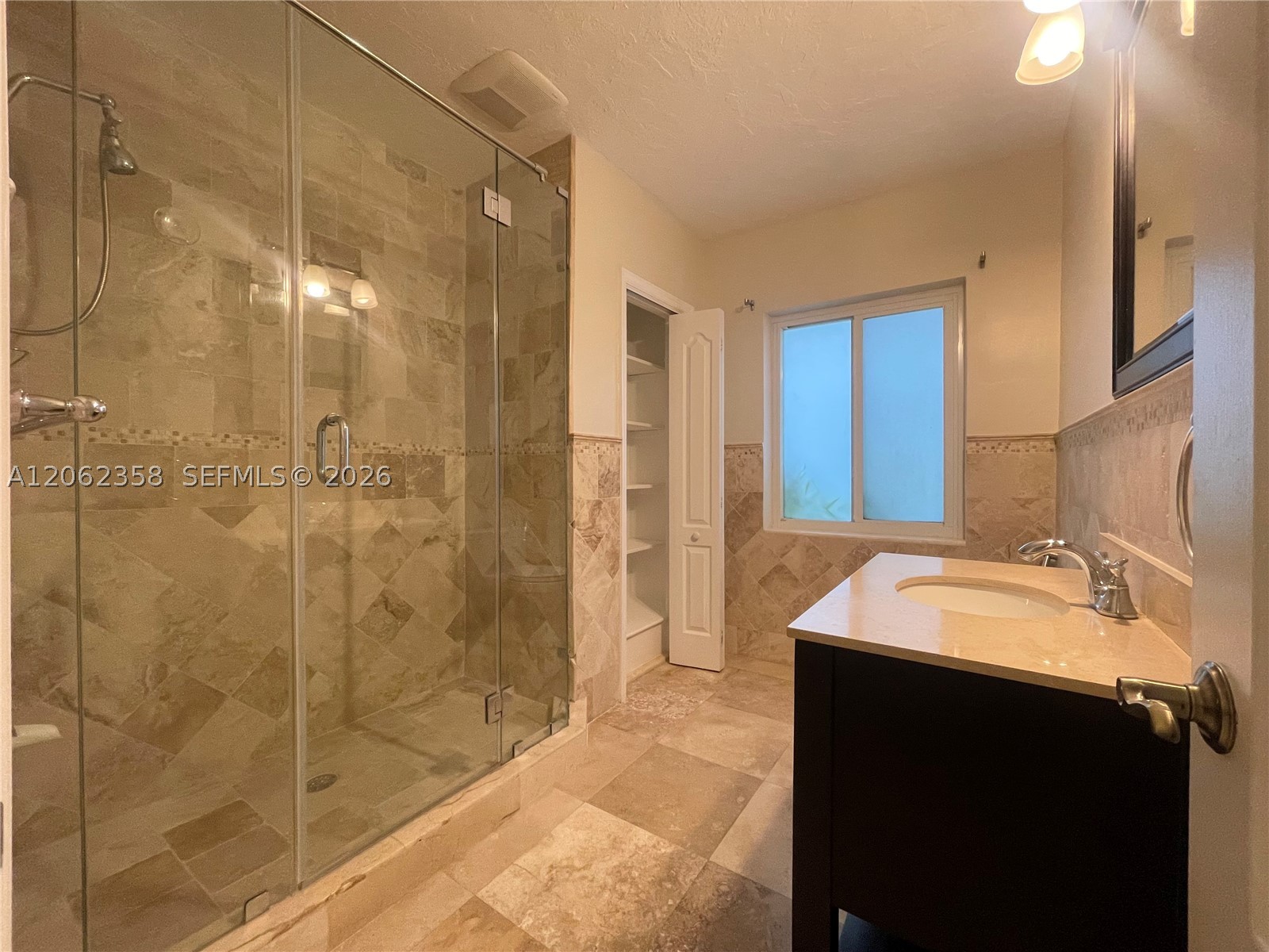 383 SW 25th Rd, Miami FL 33129