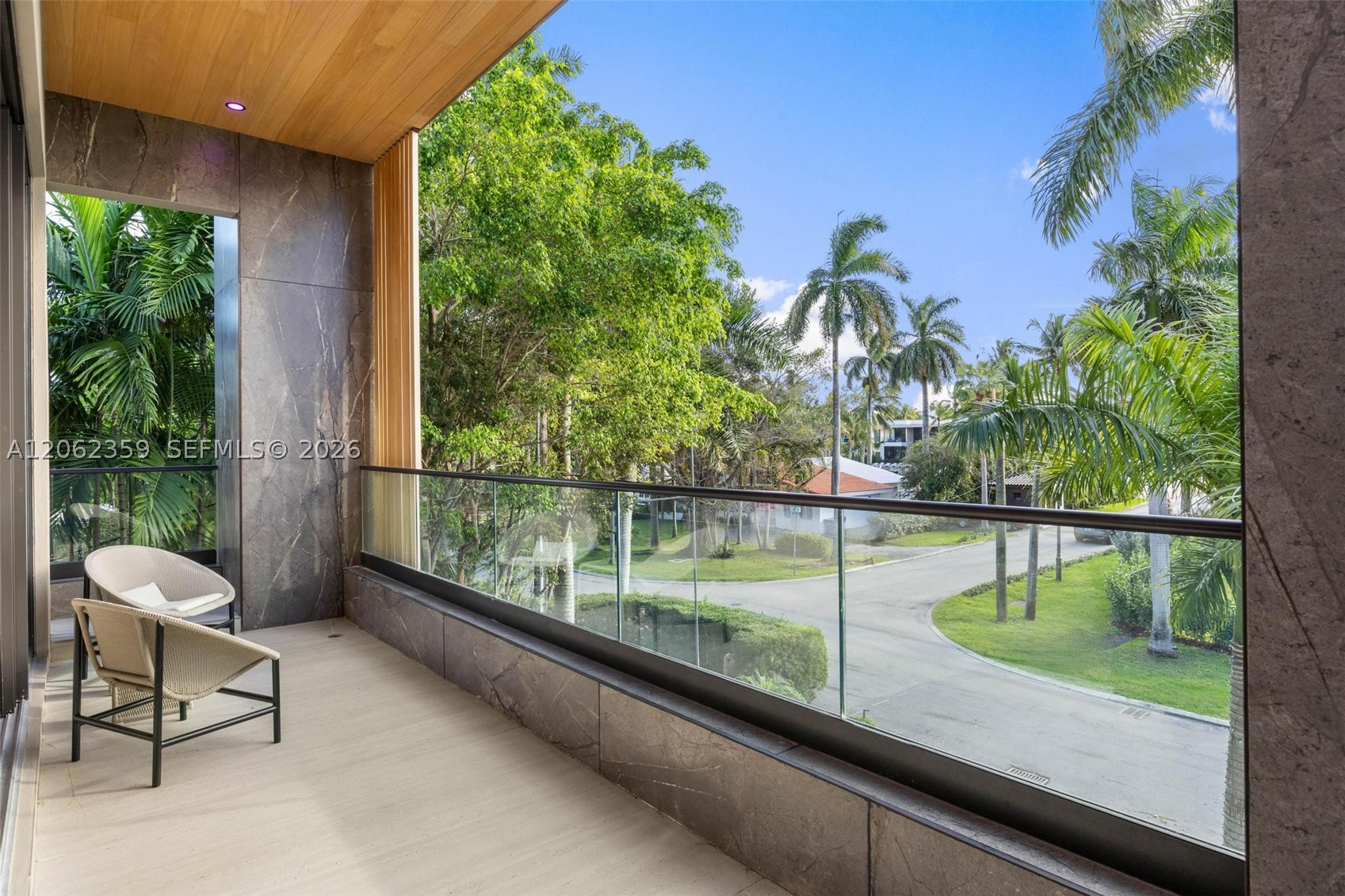 905 Belle Meade Island Dr, Miami FL 33138