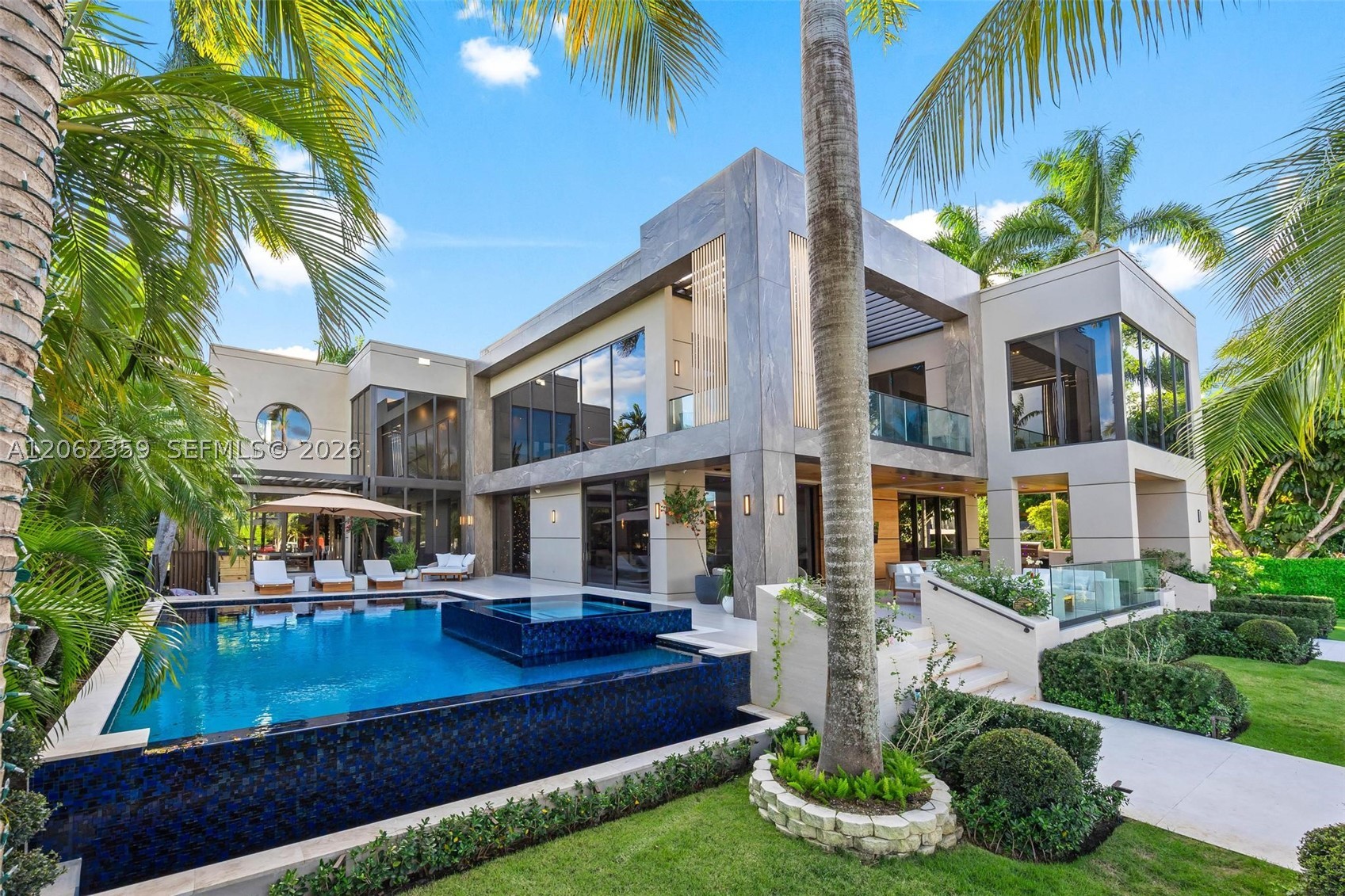 905 Belle Meade Island Dr, Miami FL 33138
