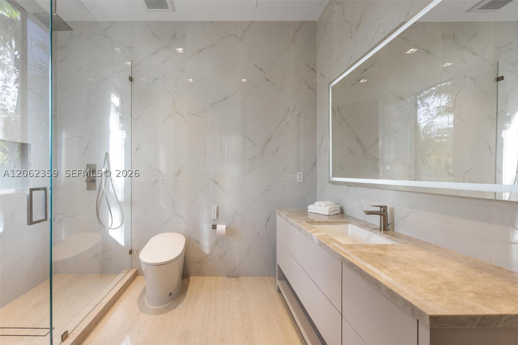 905 Belle Meade Island Dr, Miami FL 33138