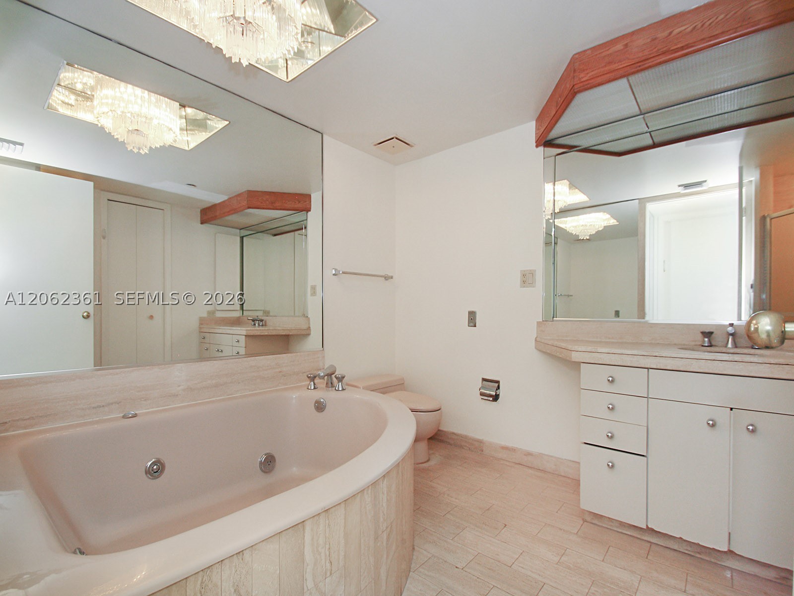 19355 Turnberry Way #12C, Aventura FL 33180
