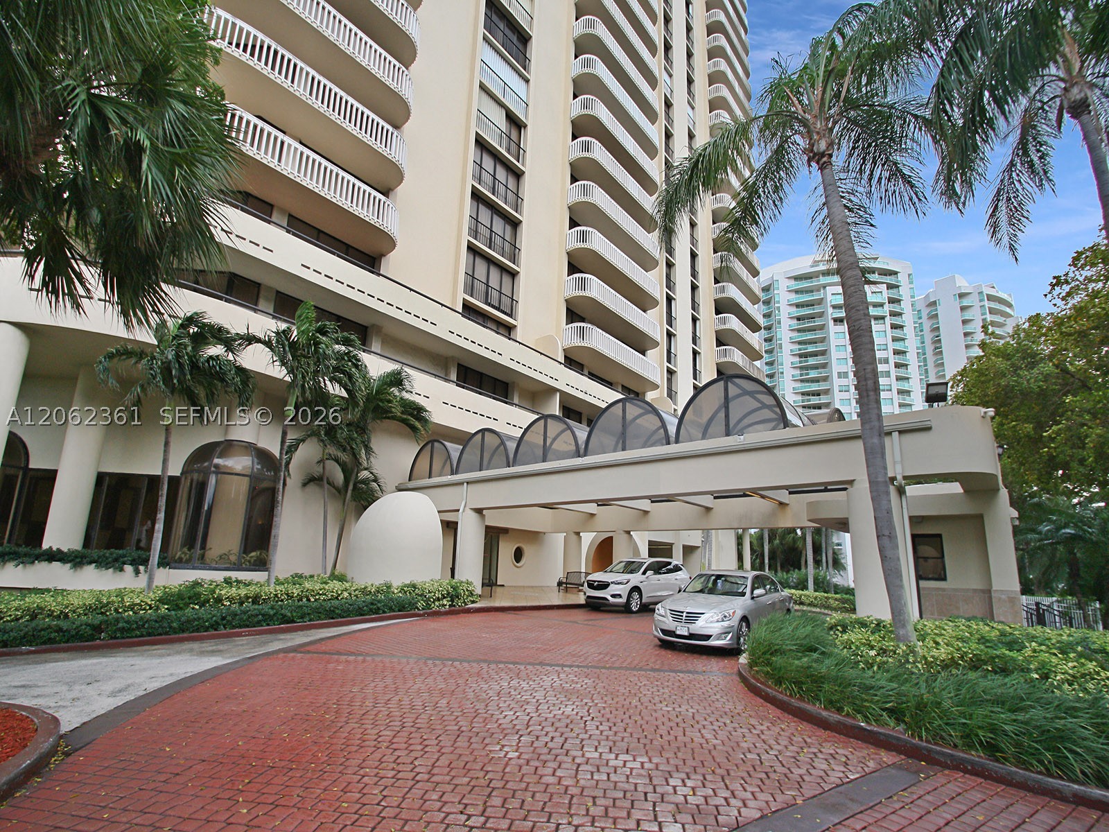 19355 Turnberry Way #12C, Aventura FL 33180