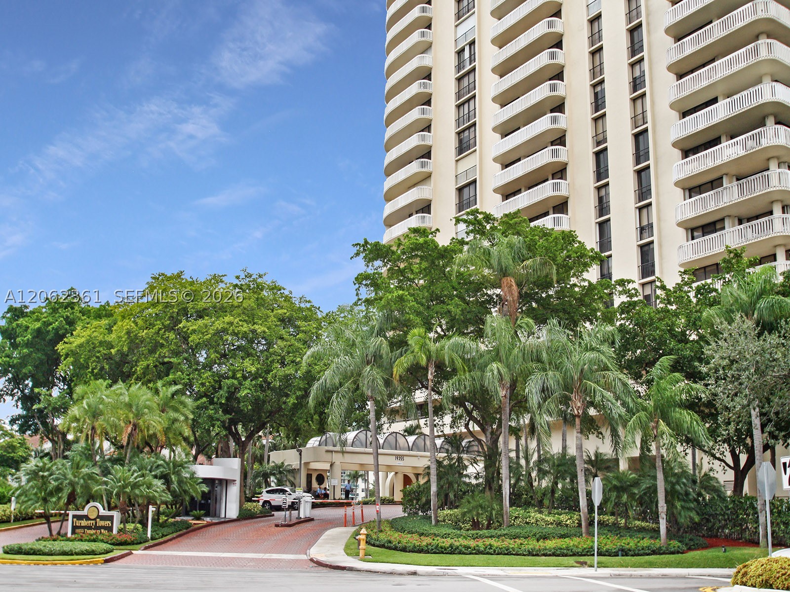 19355 Turnberry Way #12C, Aventura FL 33180