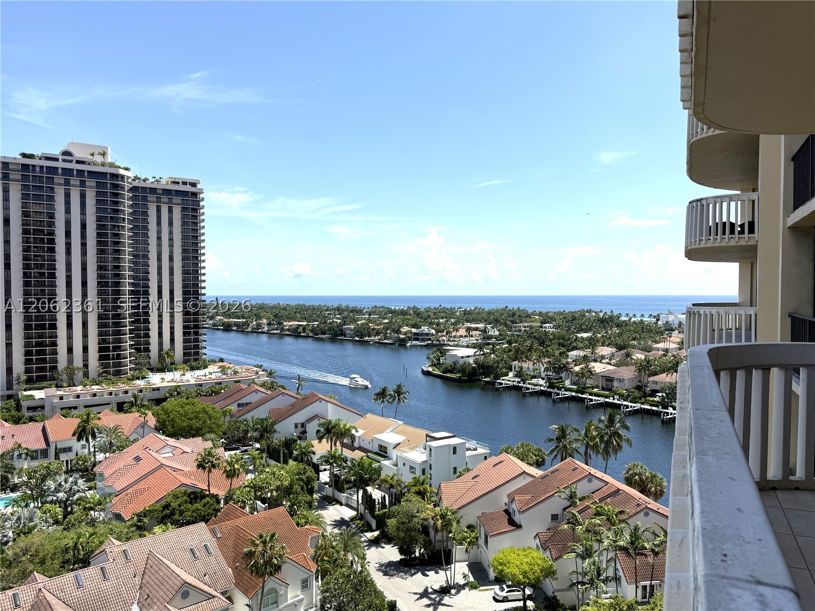 19355 Turnberry Way #12C, Aventura FL 33180