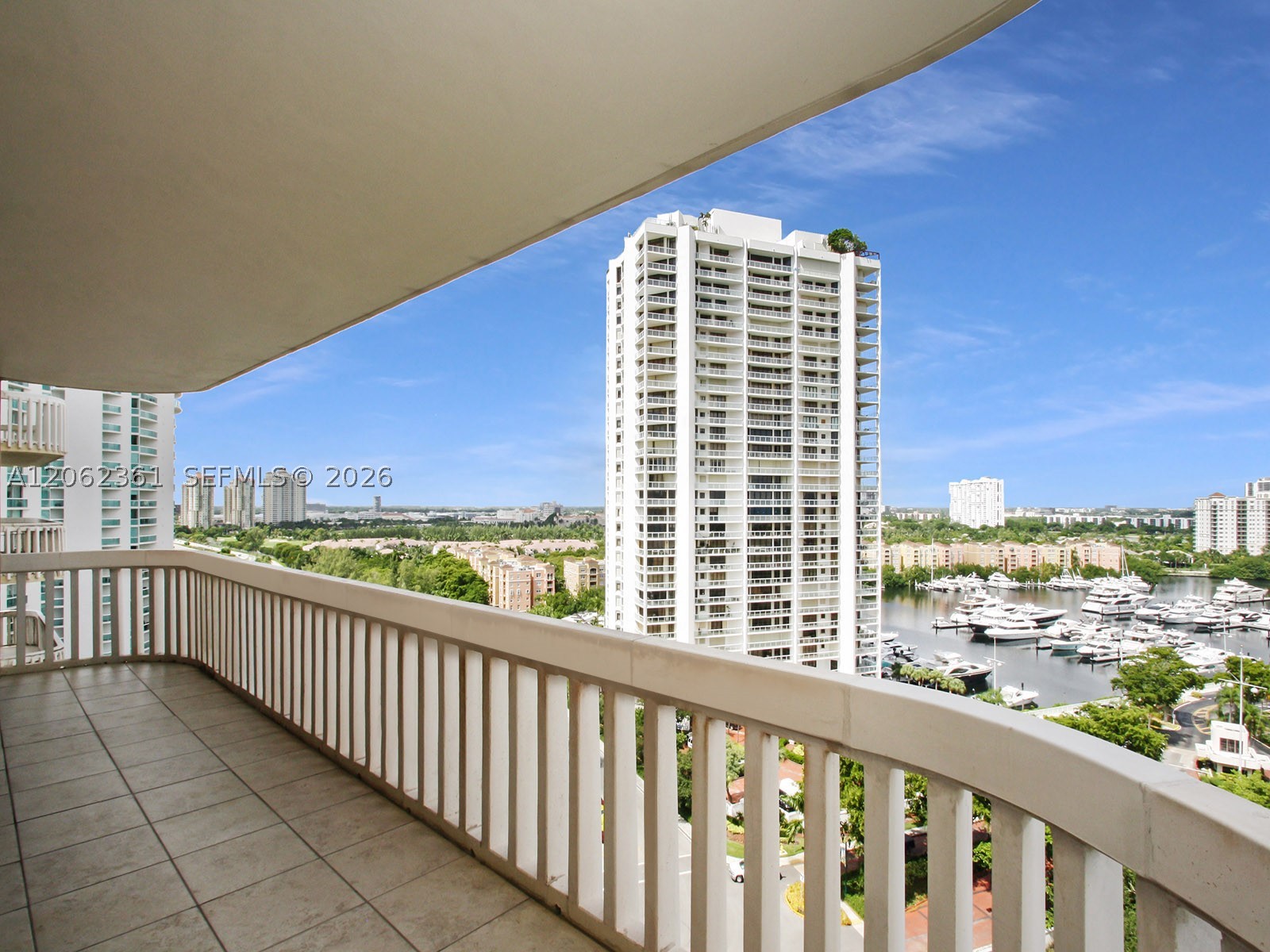 19355 Turnberry Way #12C, Aventura FL 33180
