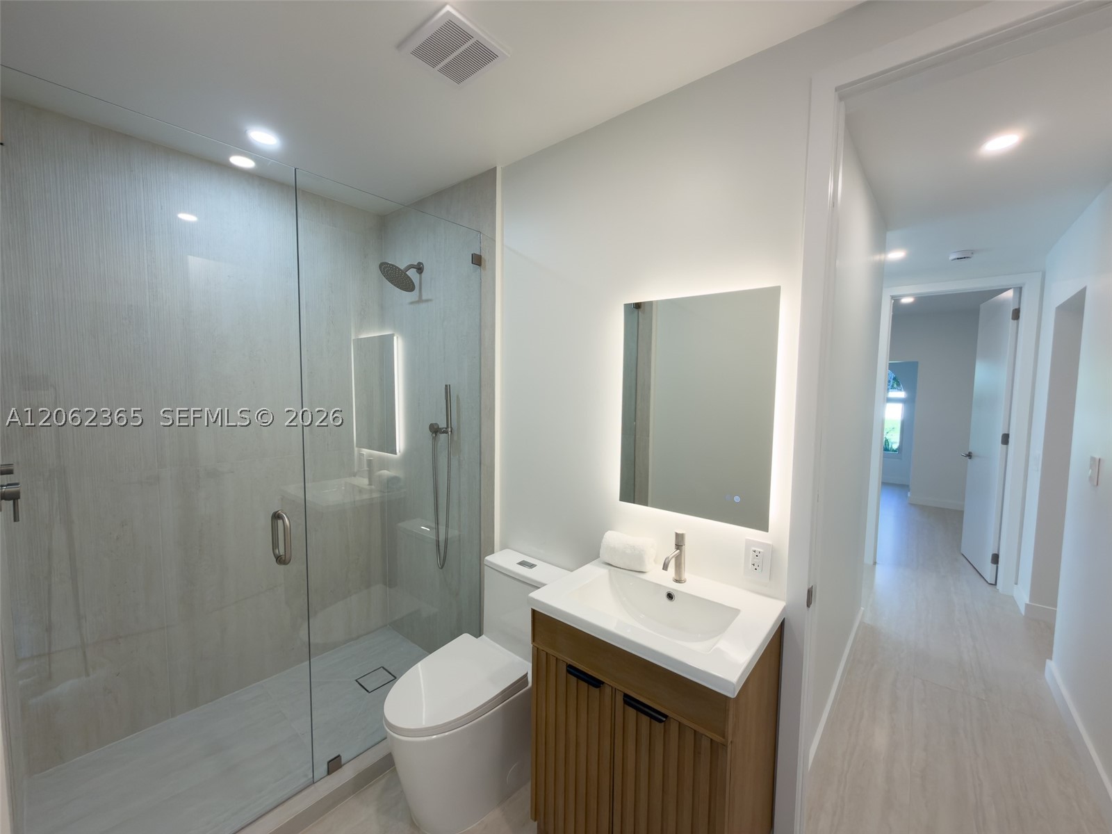 9980 SW 83rd Ave, Miami FL 33156