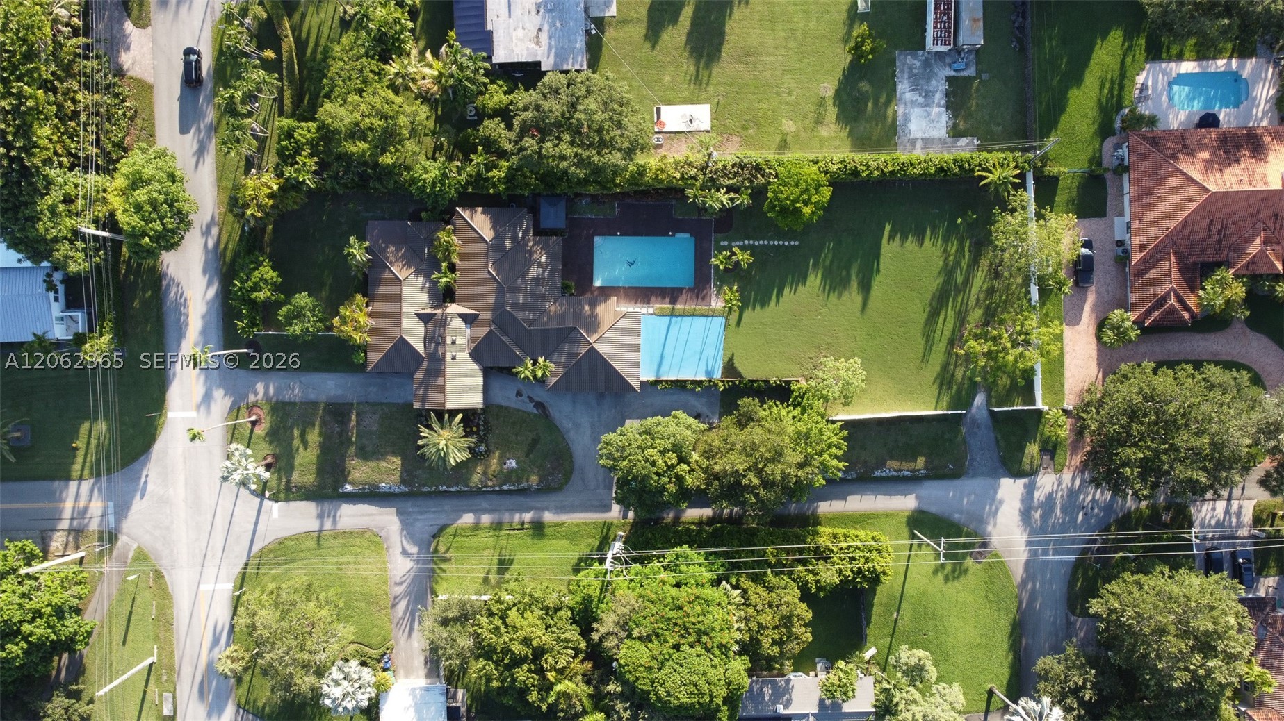 9980 SW 83rd Ave, Miami FL 33156