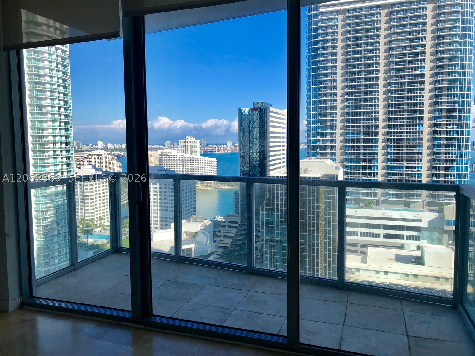 1050 BRICKELL AV #2904, Miami FL 33131
