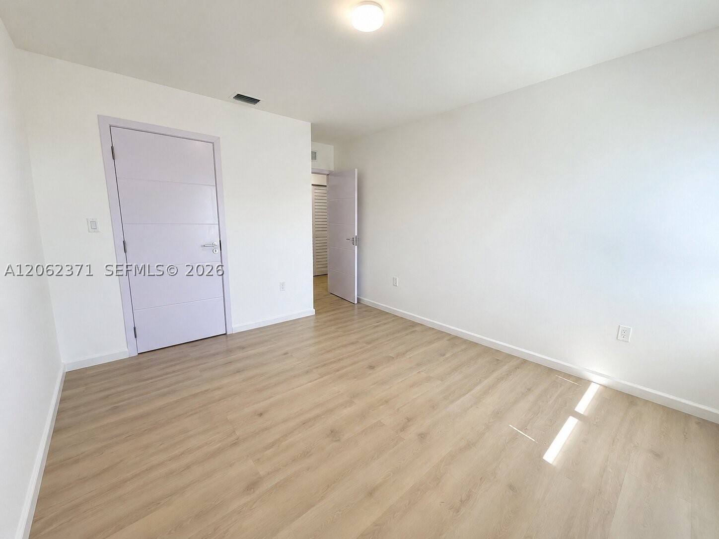 552 NW 7th St #6, Florida City FL 33034