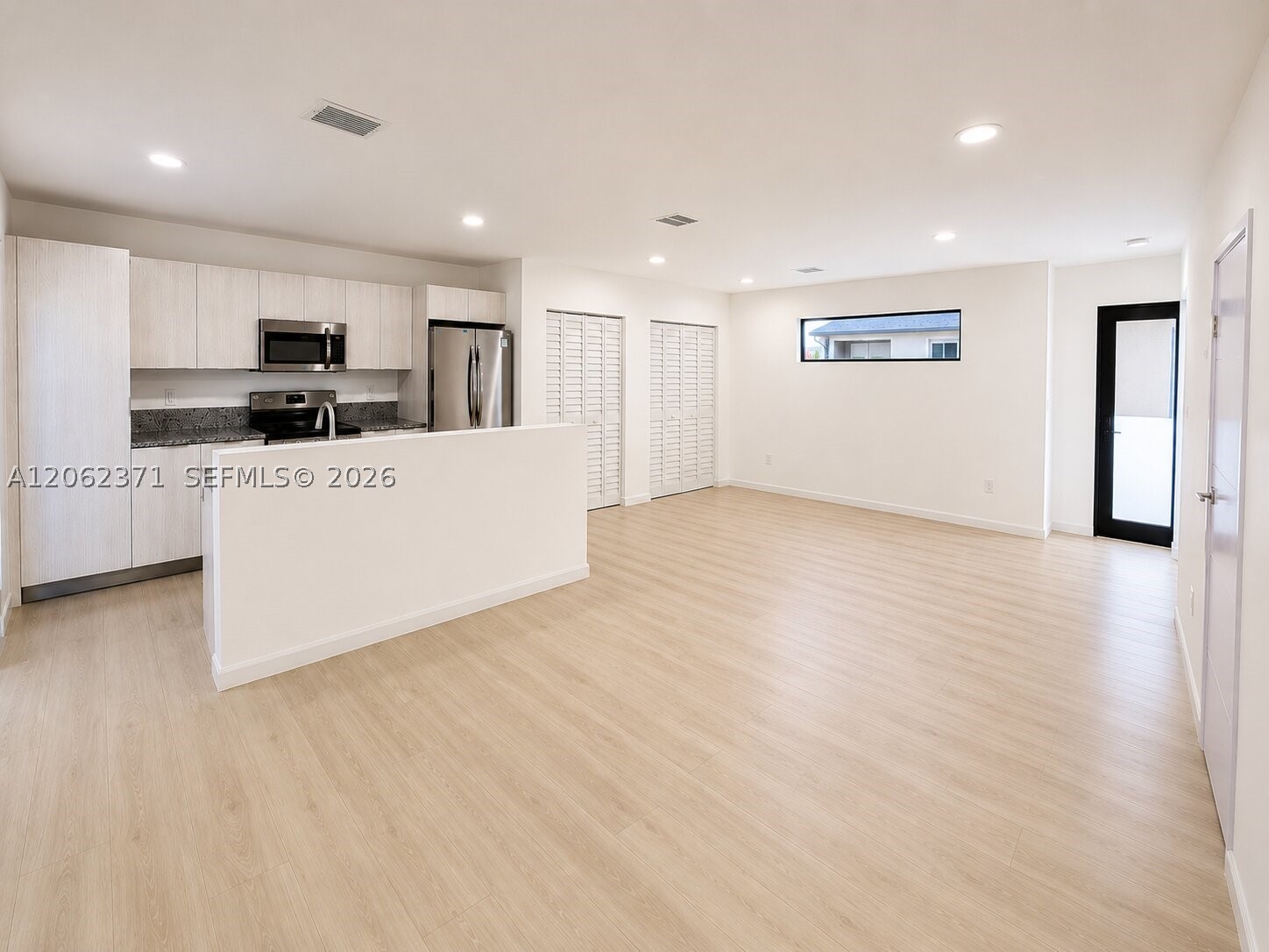 552 NW 7th St #6, Florida City FL 33034