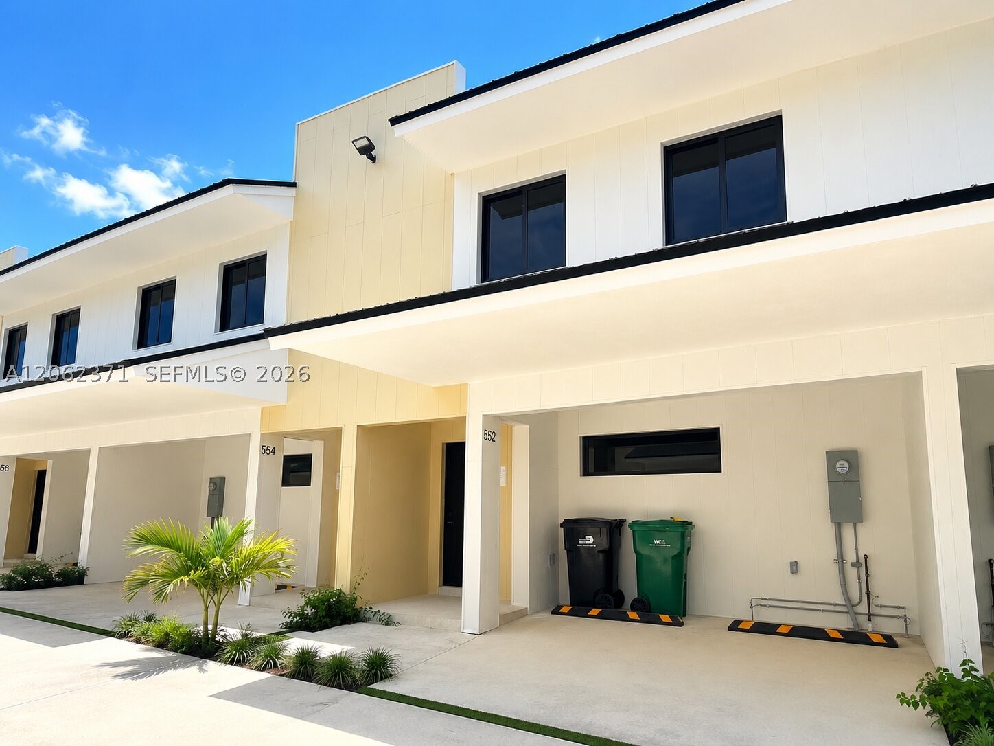 552 NW 7th St #6, Florida City FL 33034