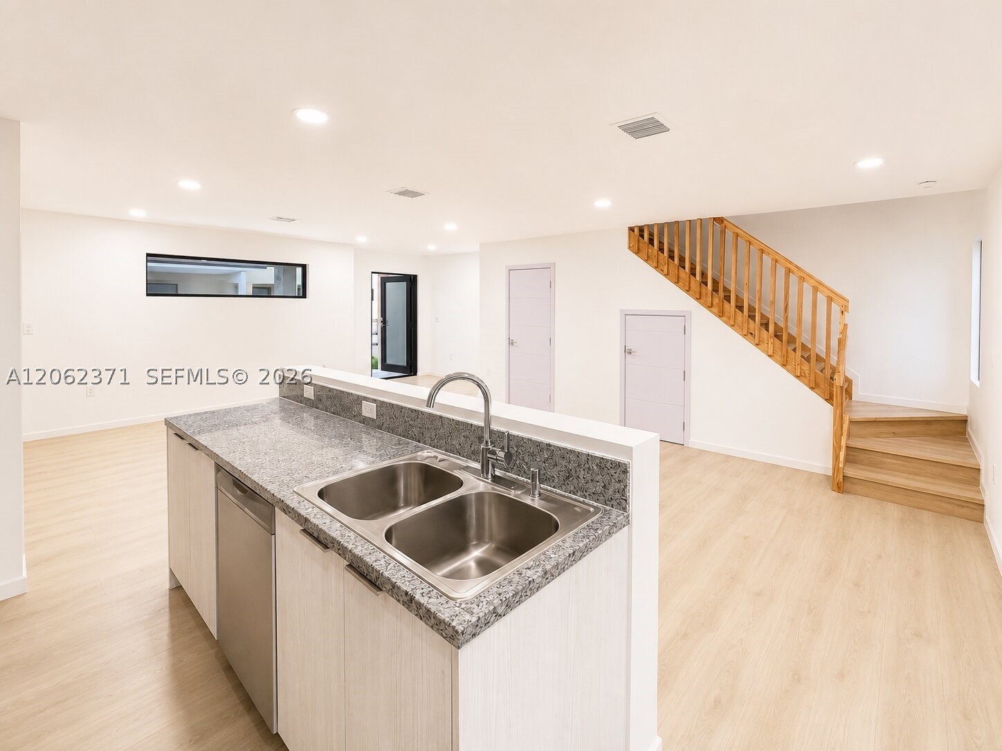 552 NW 7th St #6, Florida City FL 33034