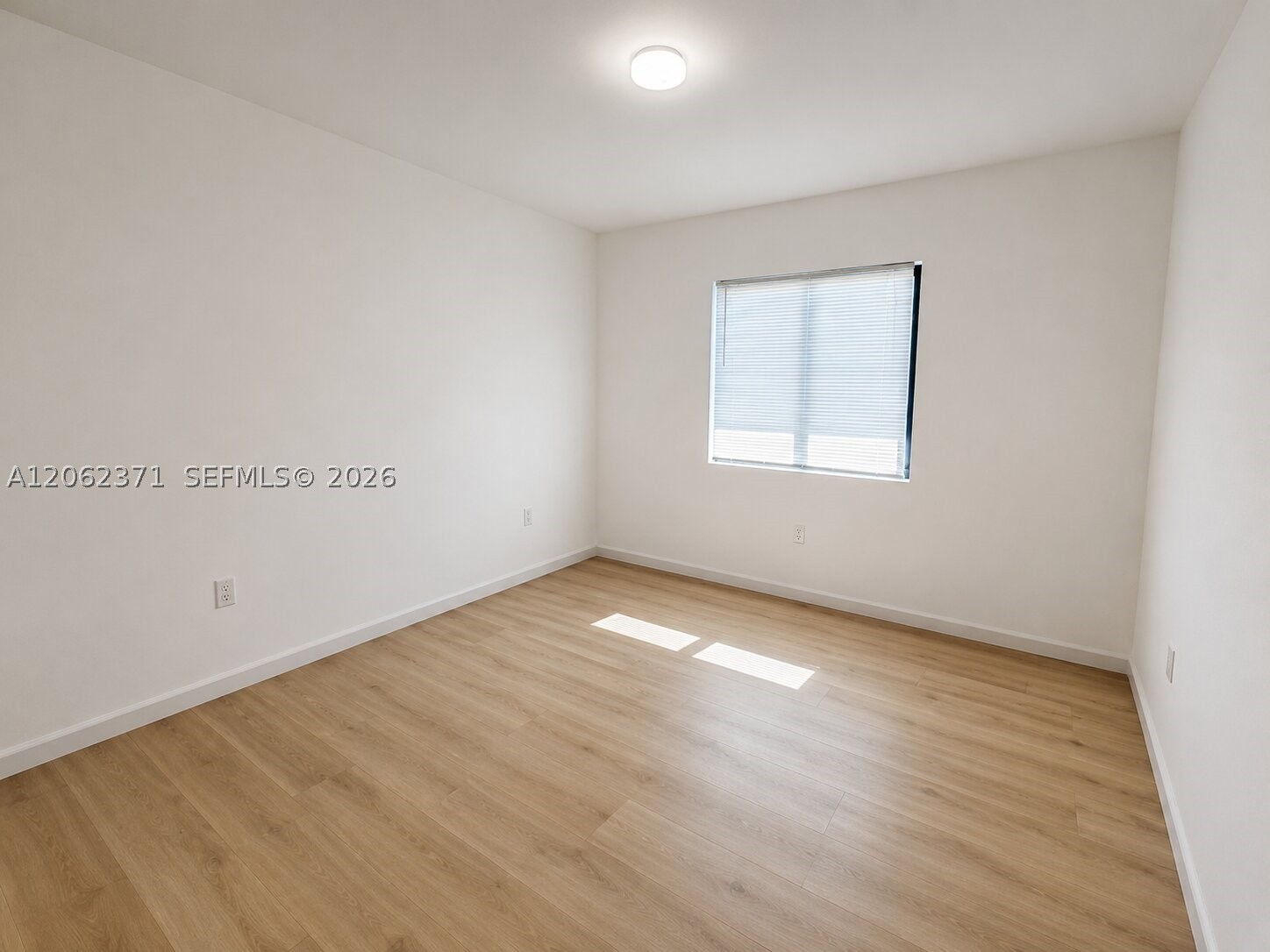 552 NW 7th St #6, Florida City FL 33034