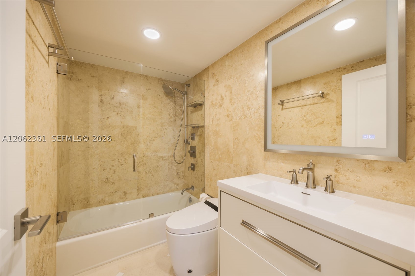2 Grove Isle Dr #B1109, Coconut Grove FL 33133