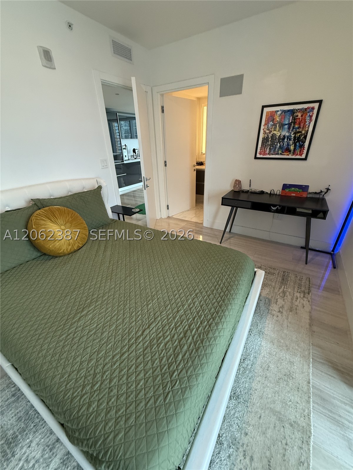 1451 Brickell Ave #2506, Miami FL 33131