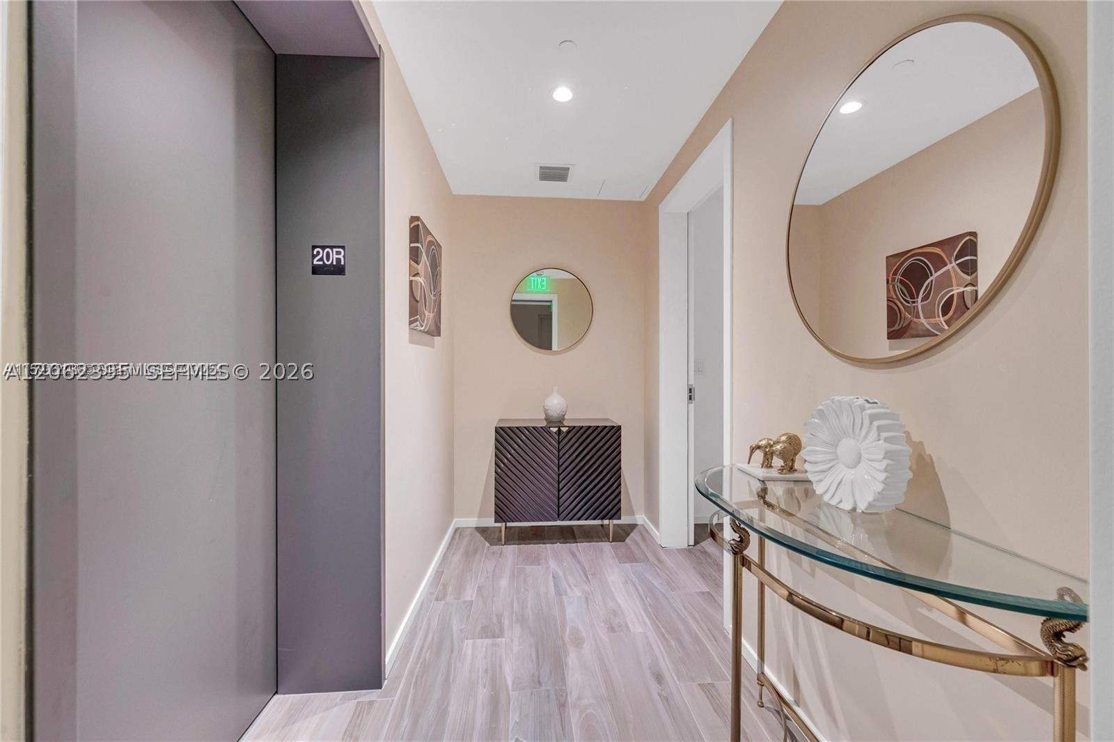 801 S Miami Ave #2006, Miami FL 33130
