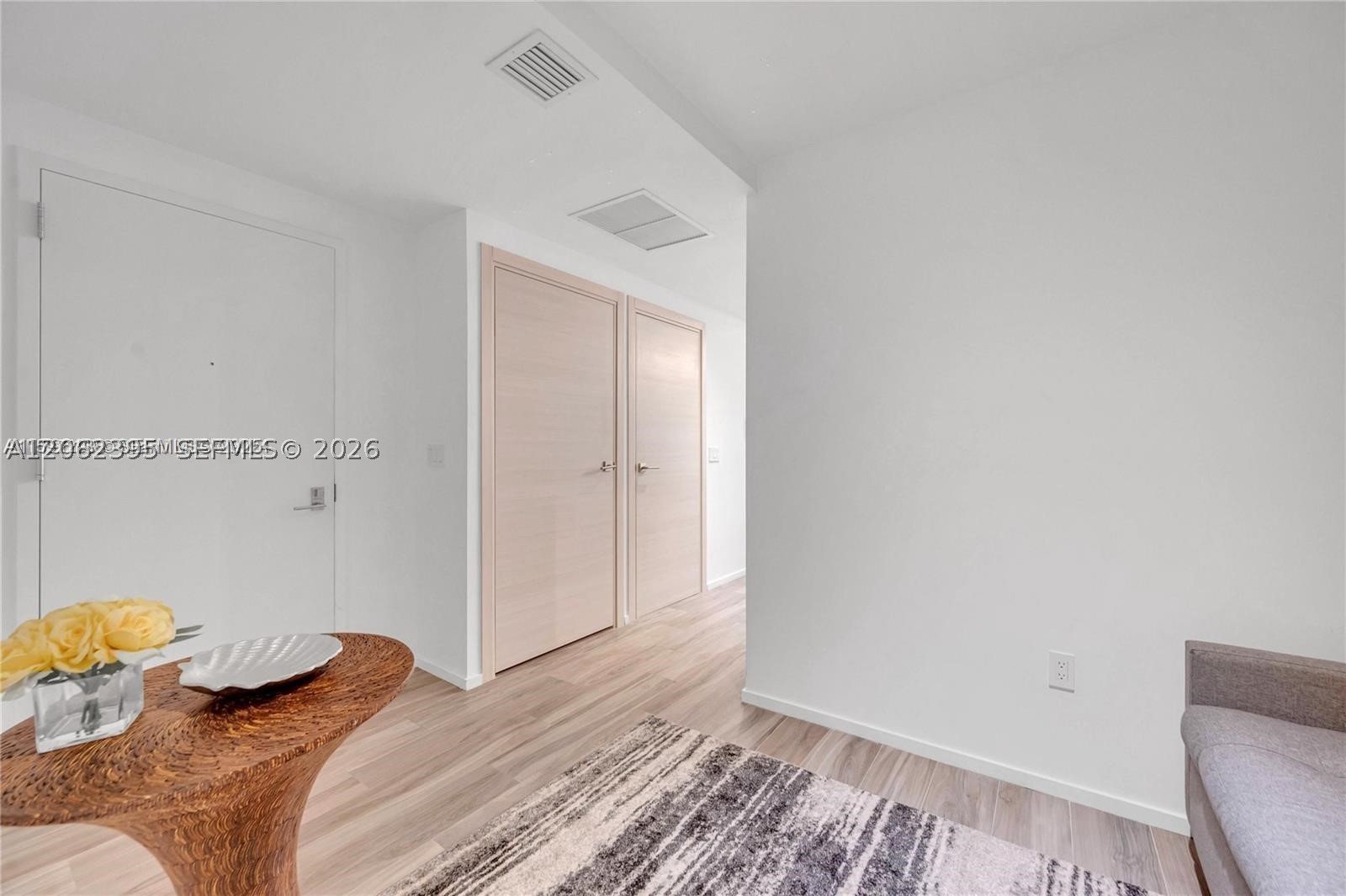 801 S Miami Ave #2006, Miami FL 33130