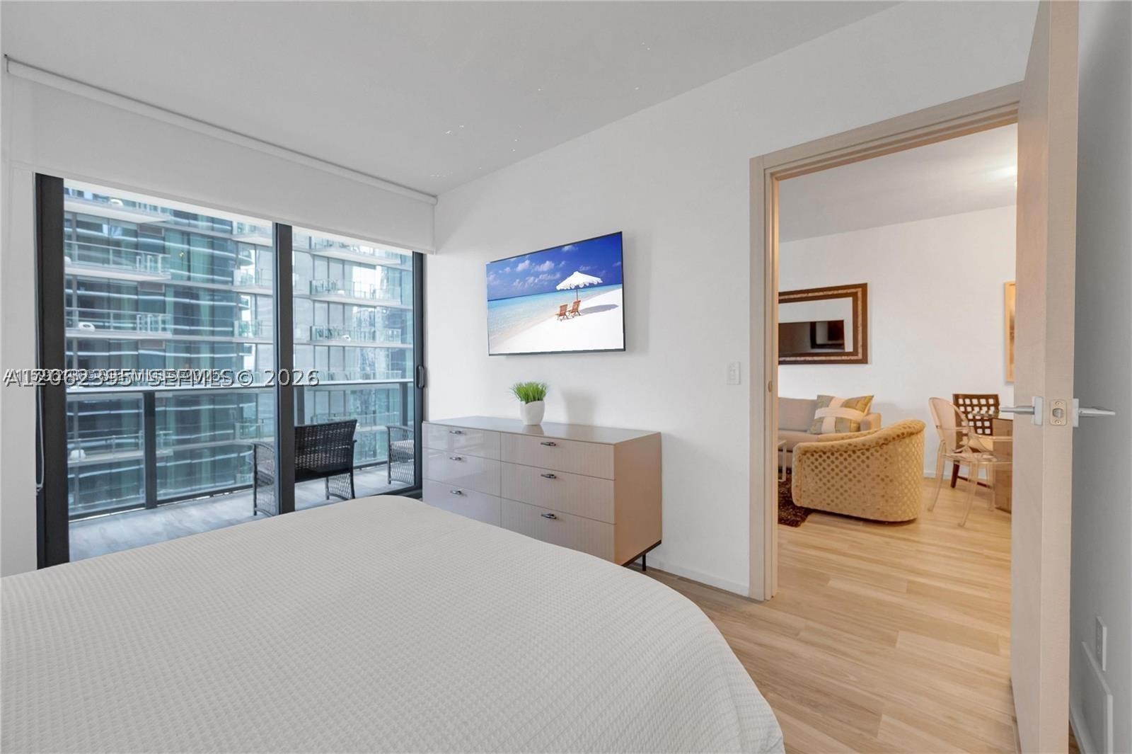 801 S Miami Ave #2006, Miami FL 33130