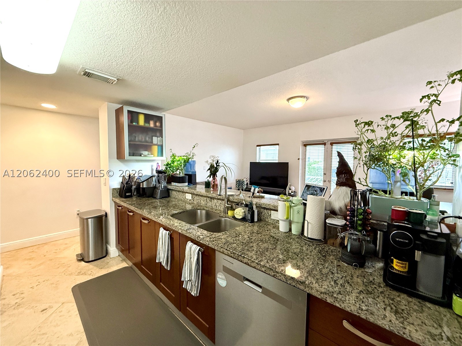 1033 SW 9th Ct #M-2, Miami FL 33130