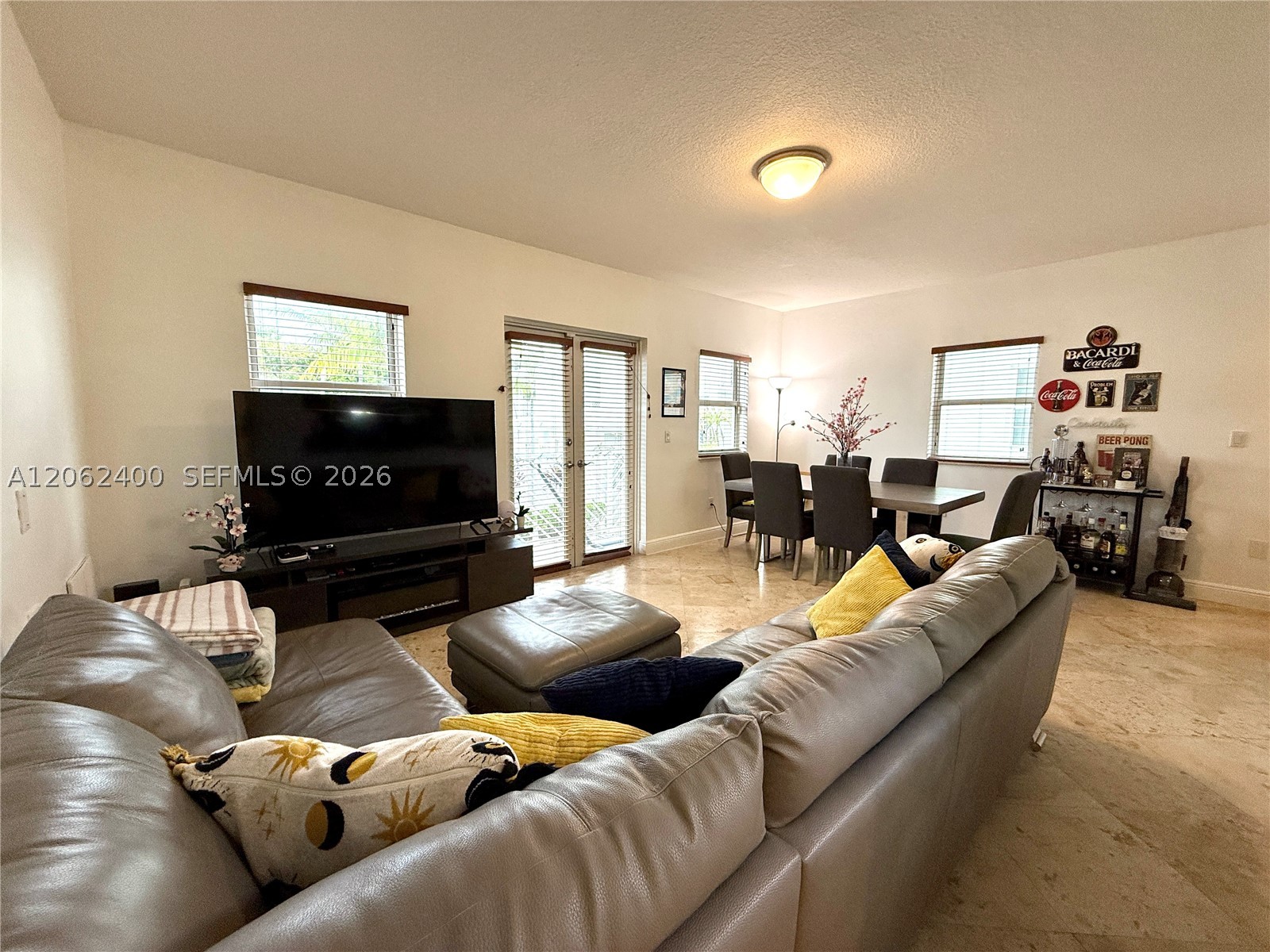 1033 SW 9th Ct #M-2, Miami FL 33130