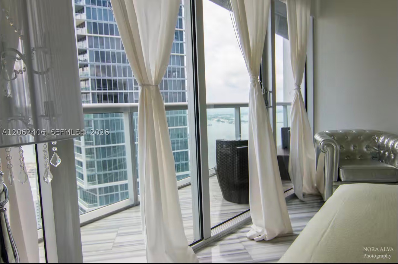 485 Brickell Ave #4711, Miami FL 33131