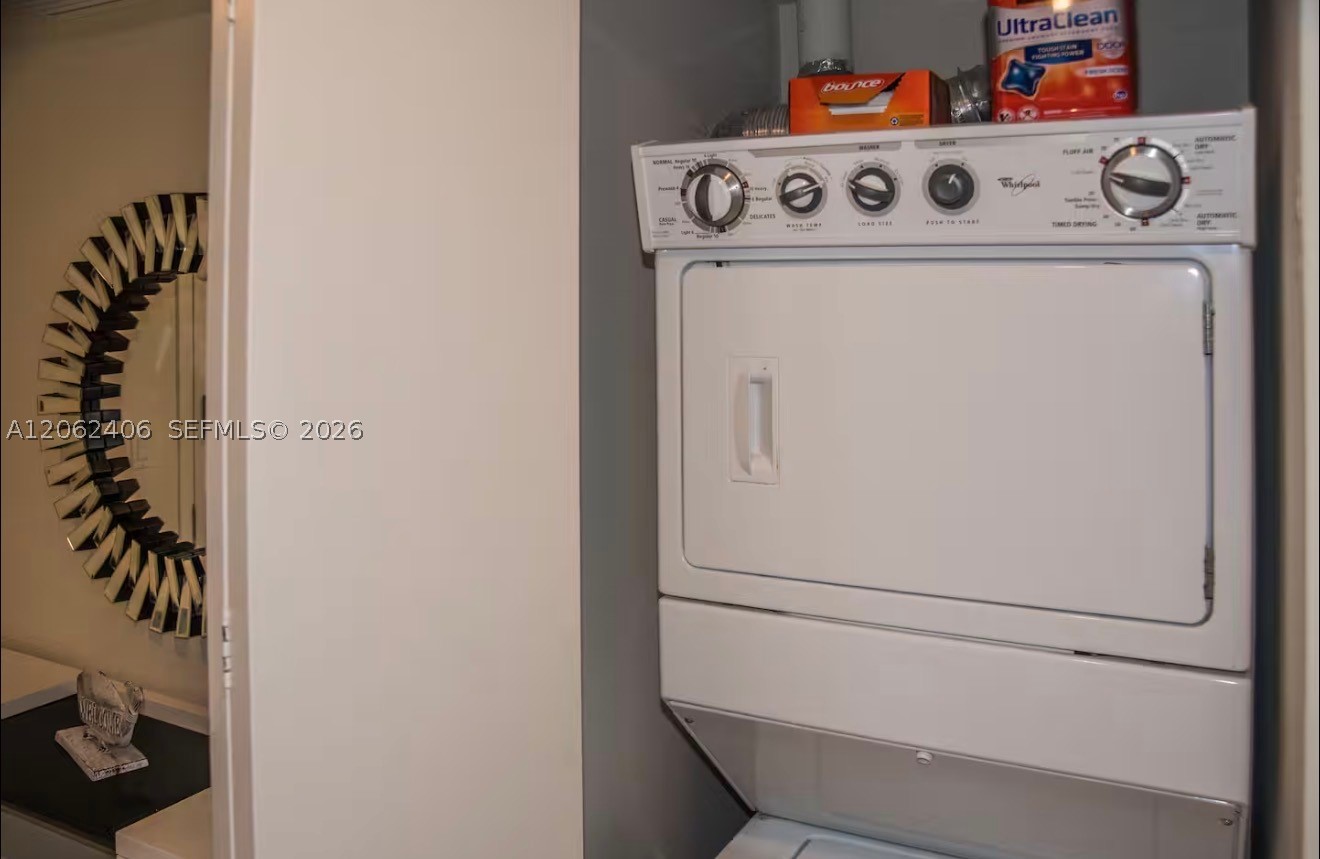 485 Brickell Ave #4711, Miami FL 33131