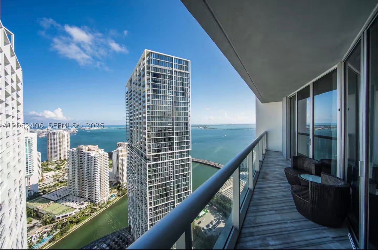 485 Brickell Ave #4711, Miami FL 33131
