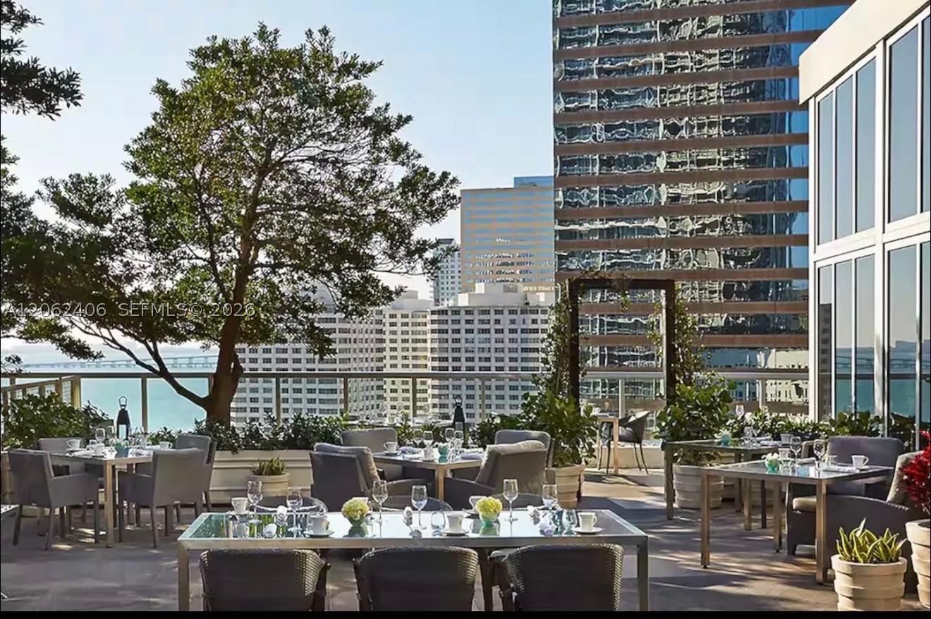 485 Brickell Ave #4711, Miami FL 33131