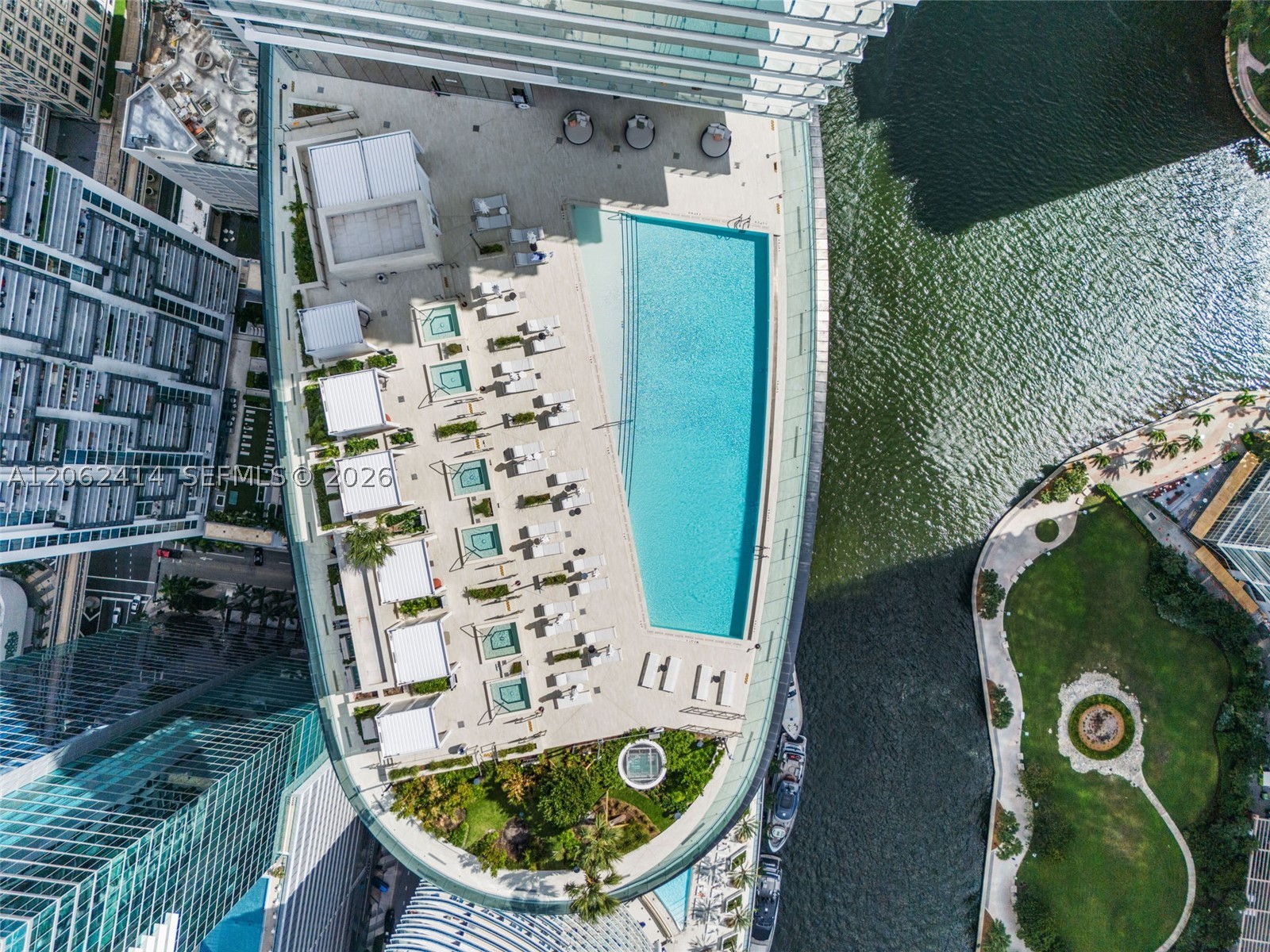 300 Biscayne Blvd Way #1708, Miami FL 33131