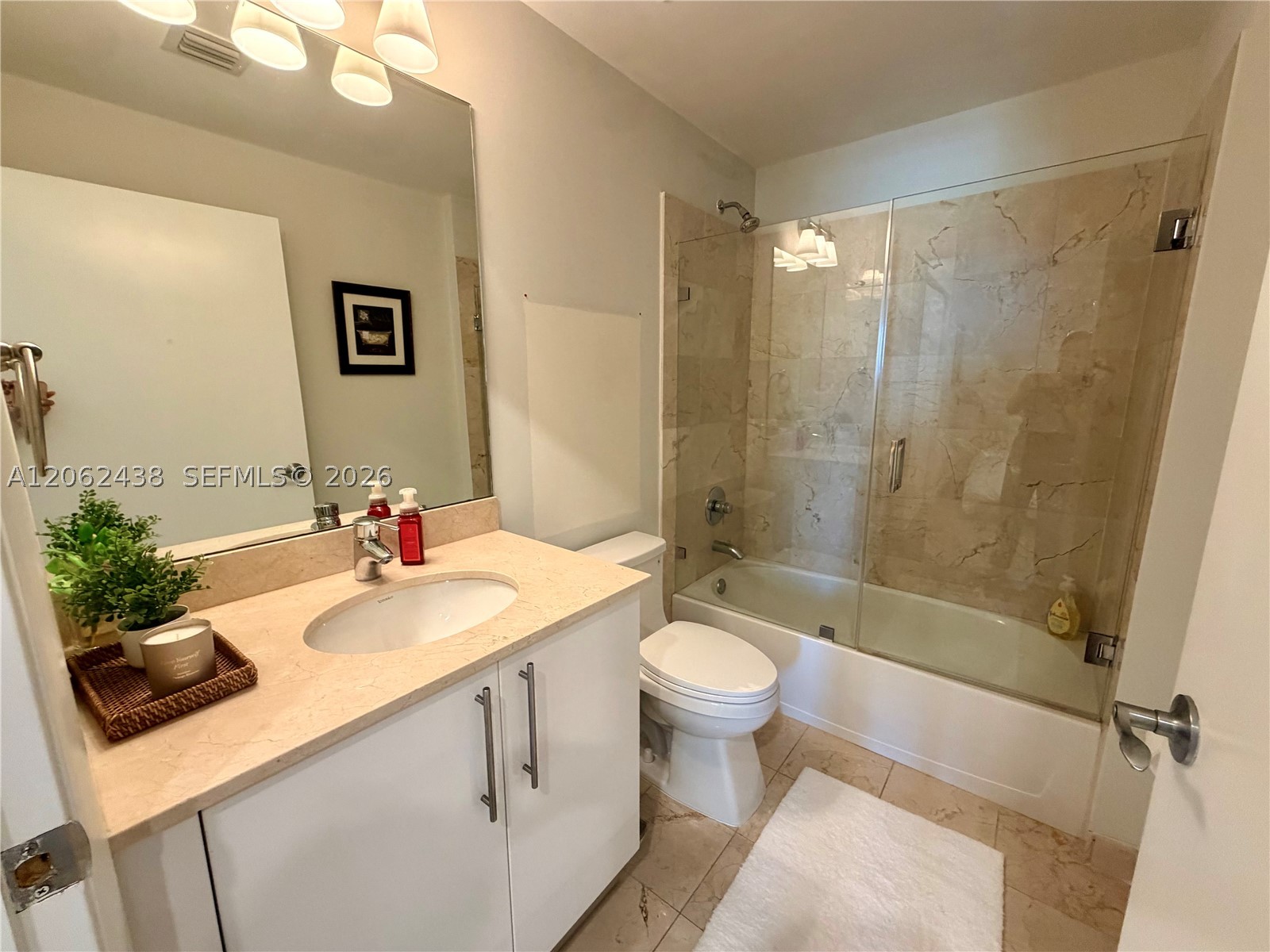 3330 NE 190th St #2711, Aventura FL 33180