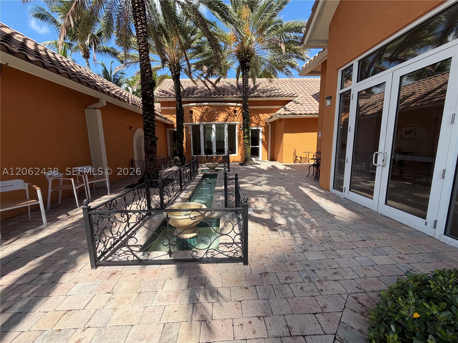 3330 NE 190th St #2711, Aventura FL 33180