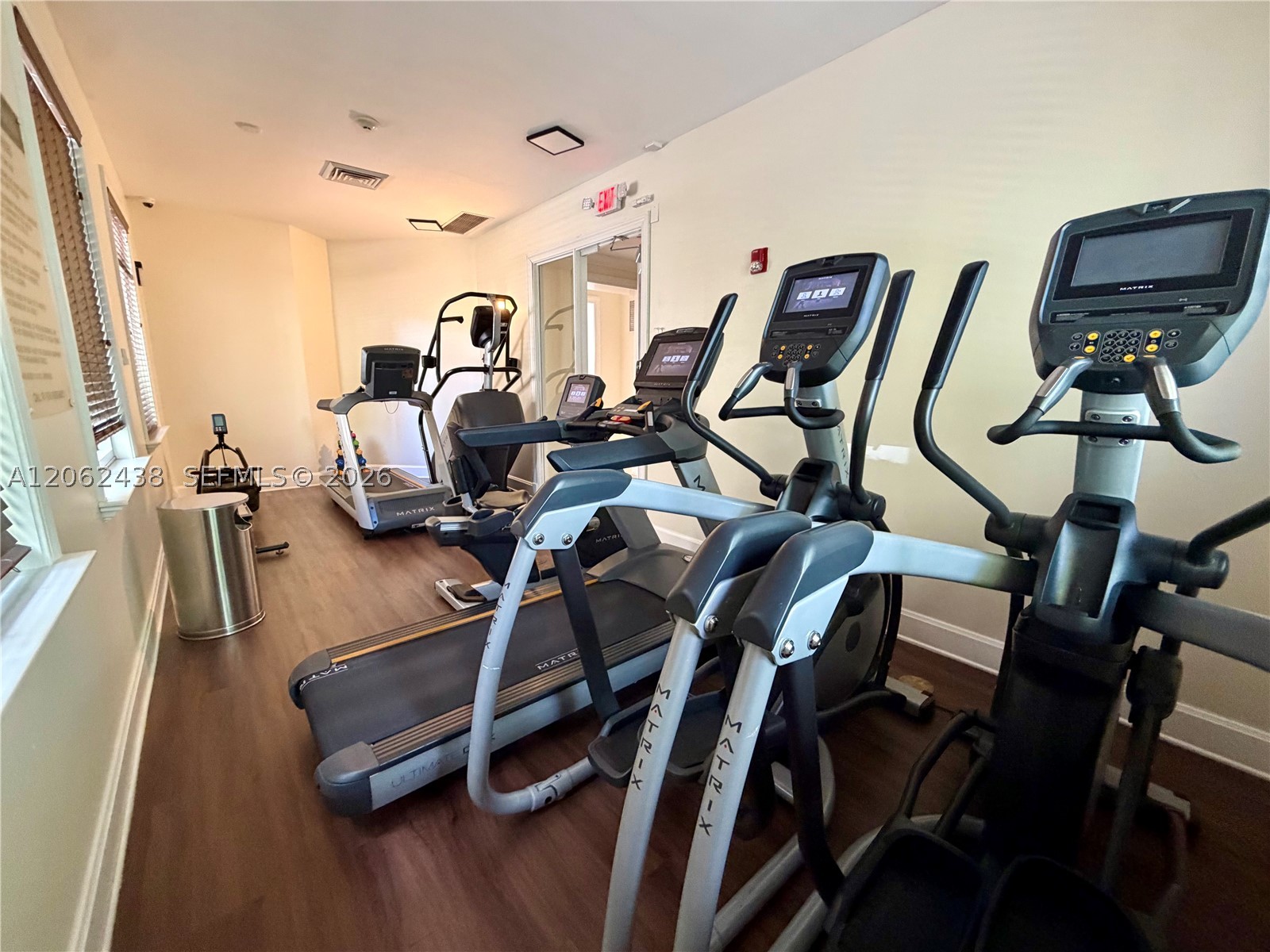 3330 NE 190th St #2711, Aventura FL 33180